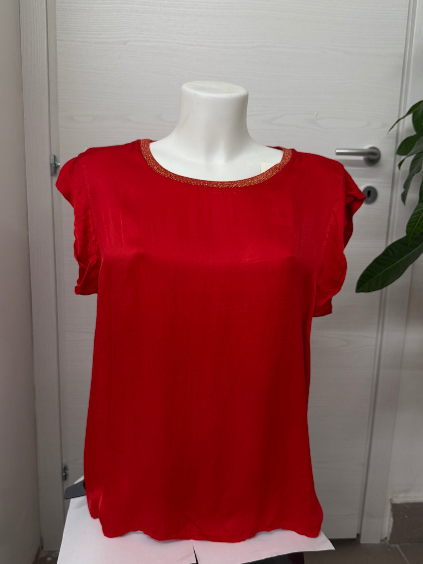 Maglietta maniche corte tinta unita con colletto lurex FGD MODA