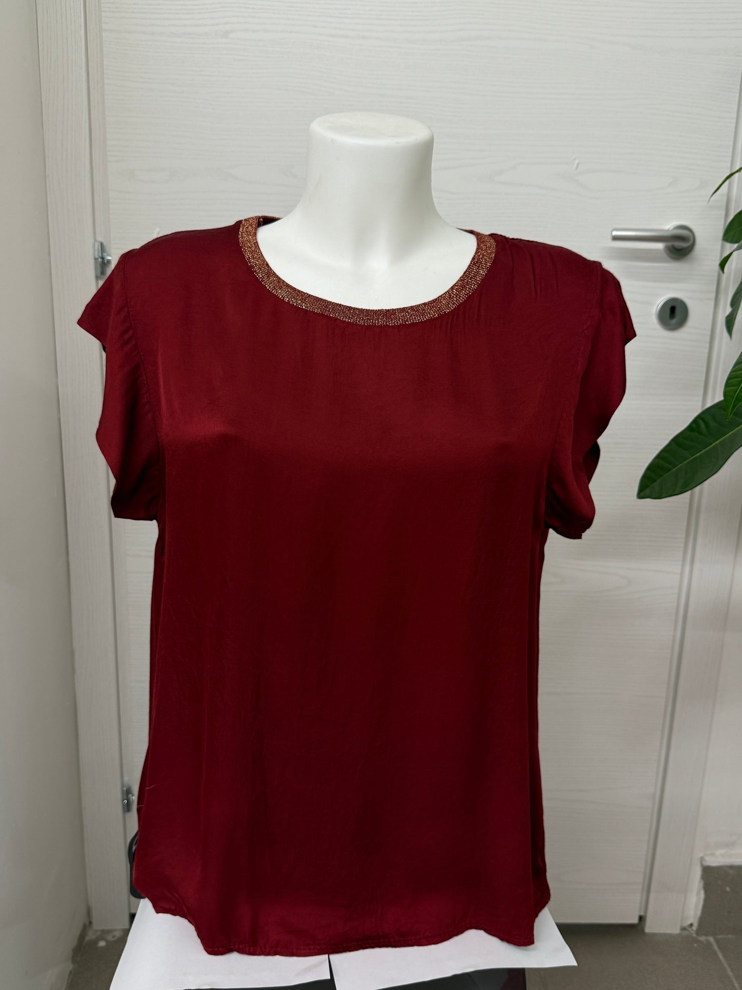 Maglietta maniche corte tinta unita con colletto lurex FGD MODA