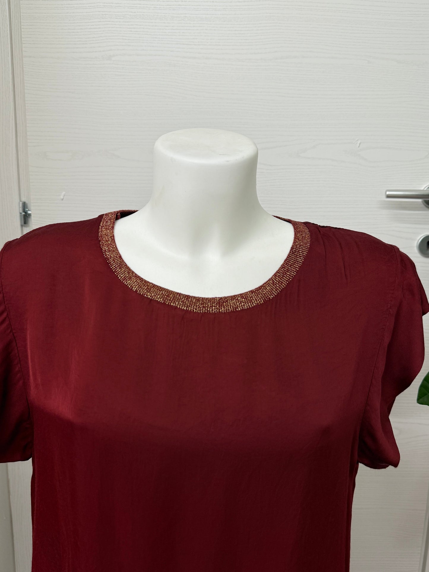 Maglietta maniche corte tinta unita con colletto lurex FGD MODA