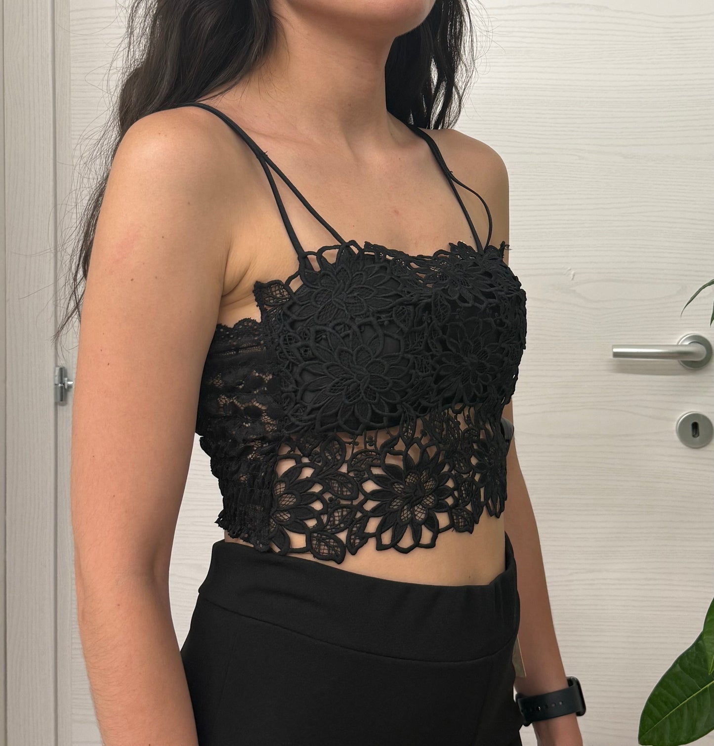 Top ricamato FGD MODA
