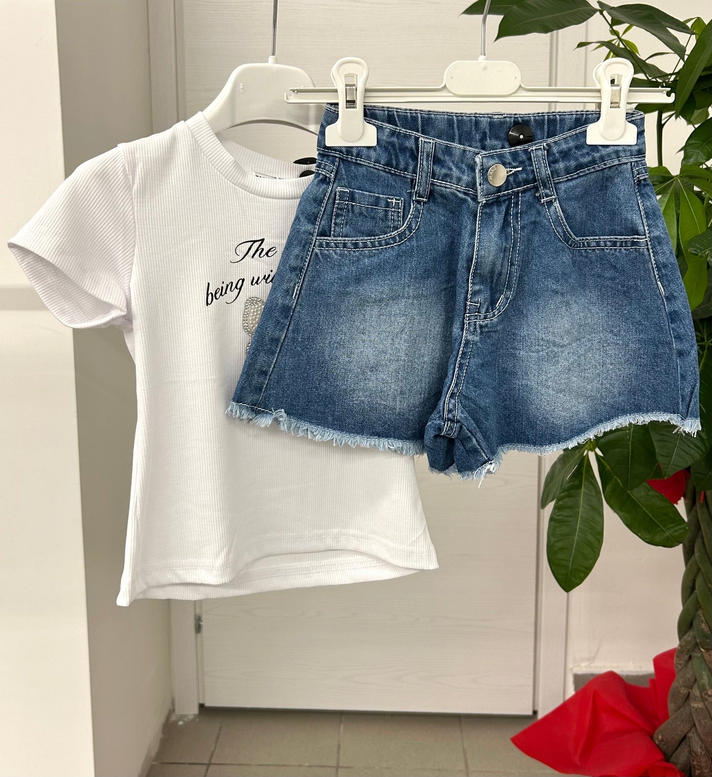 Set coordinato maglietta e pantaloncini jeans FGD MODA