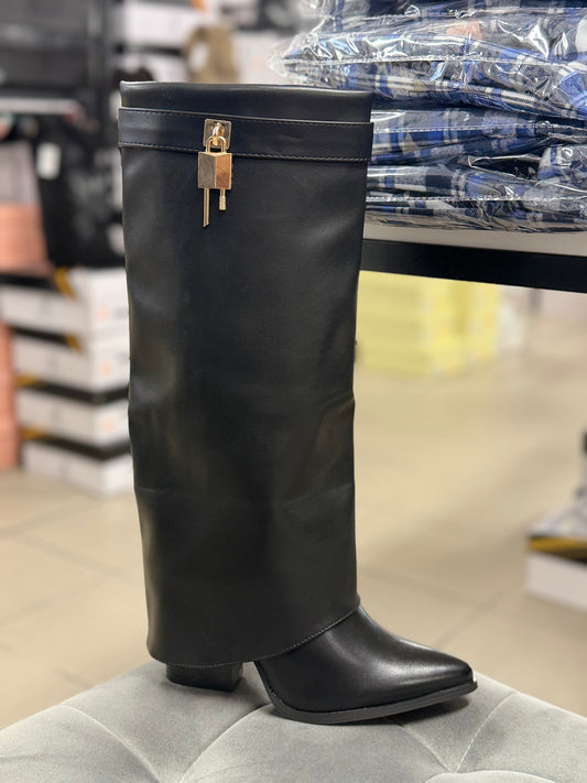 Stivali Shark alti a punta tacco 10cm FGD MODA