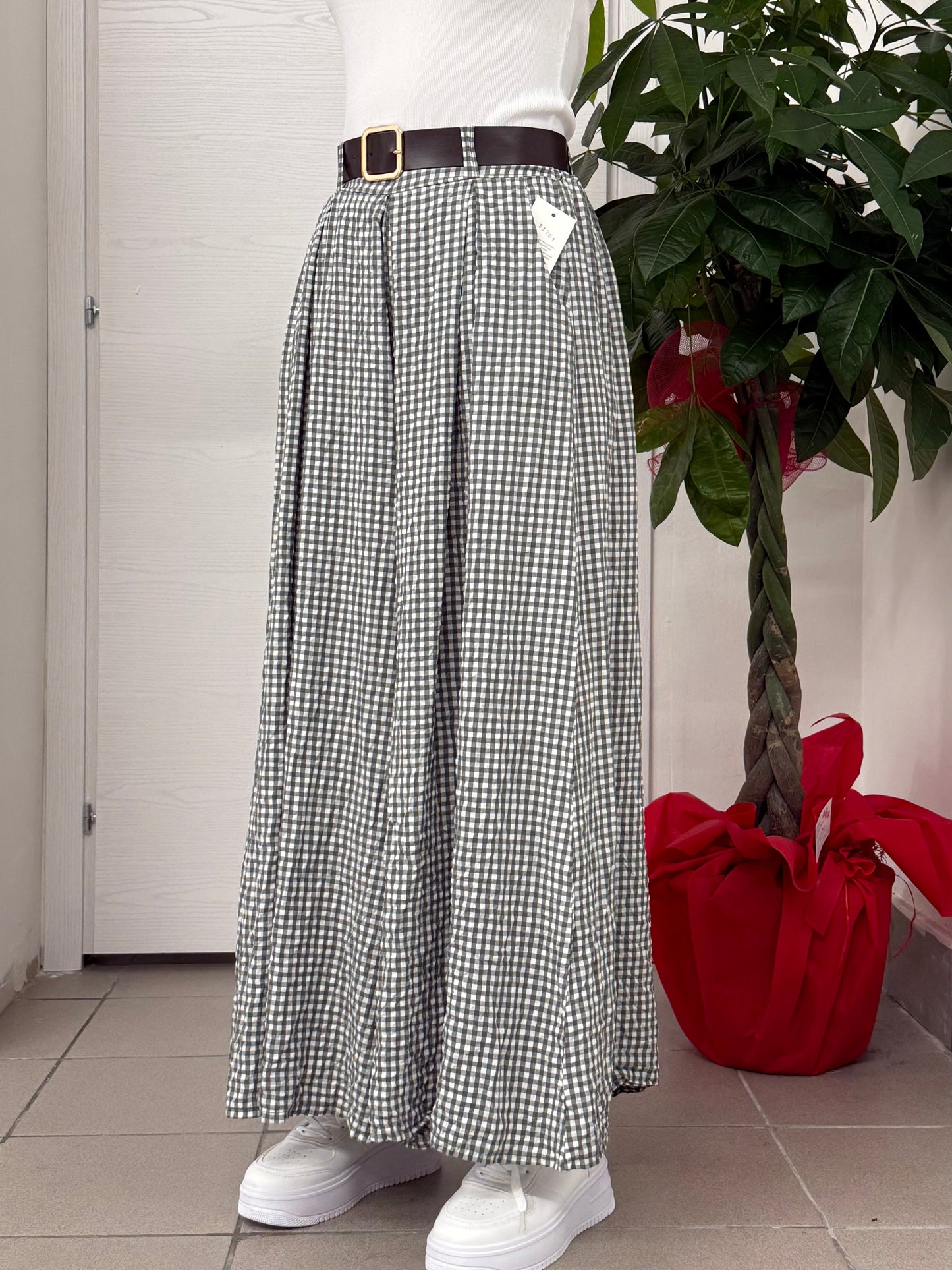 Pantaloni a gamba larga a quadri con cinta FGD MODA