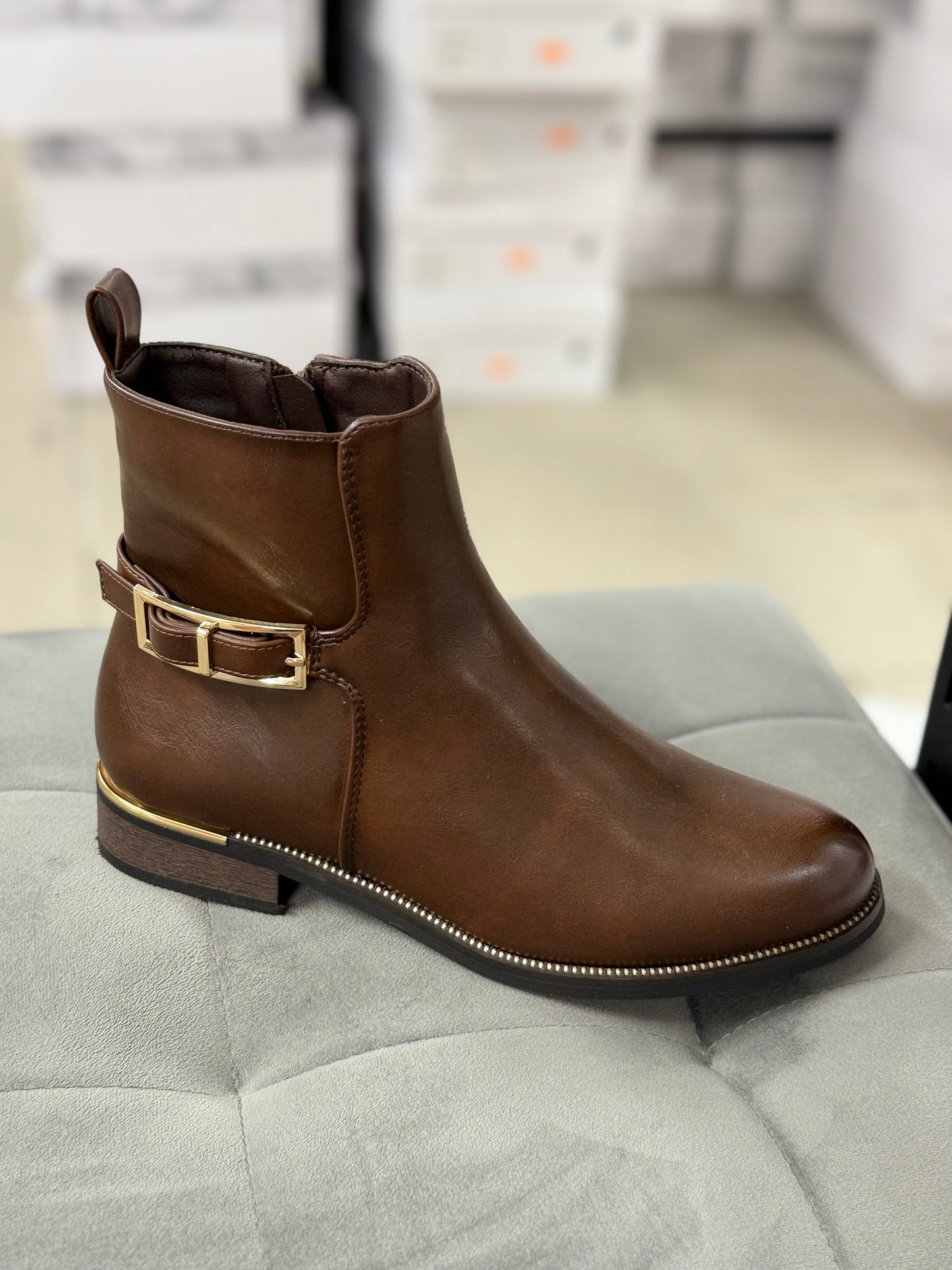 Stivaletti in ecopelle tacco 3cm FGD MODA