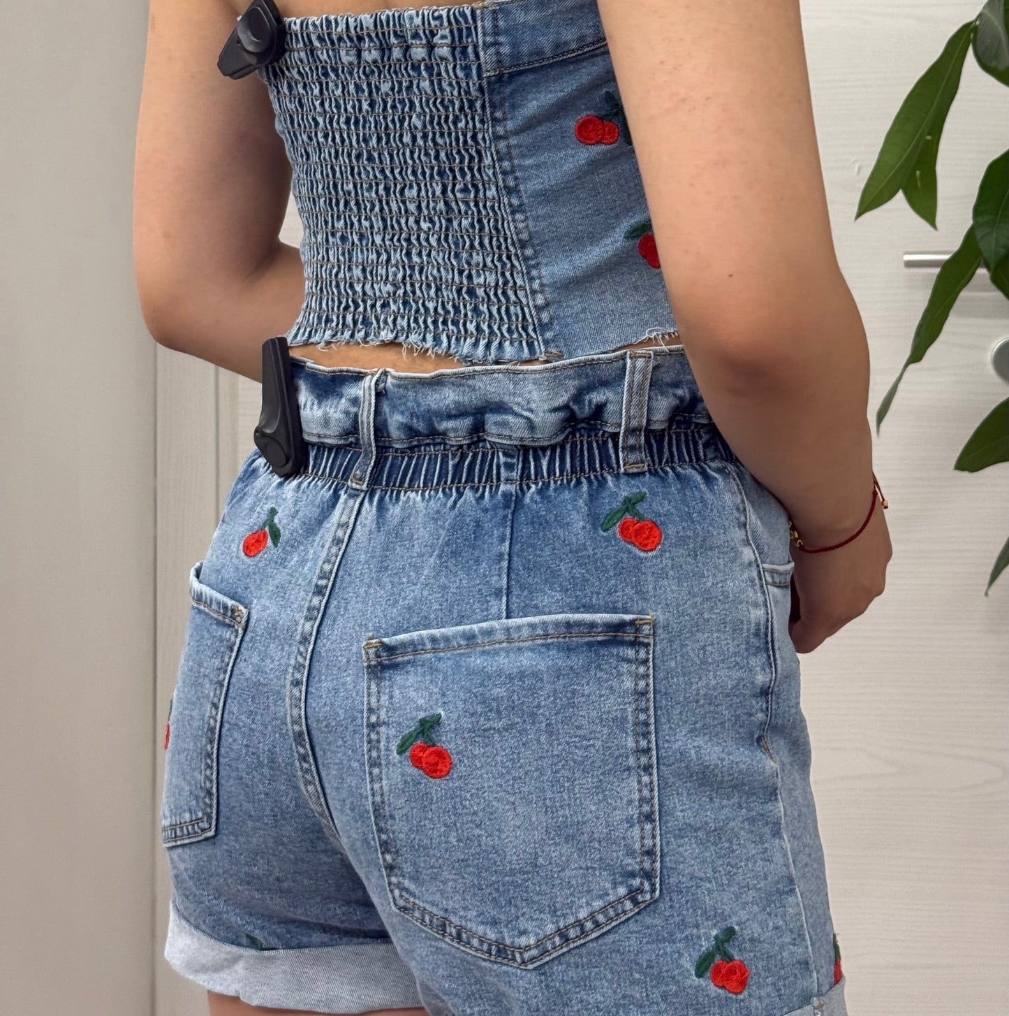 Pantaloncini Denim con ciliegie FGD MODA