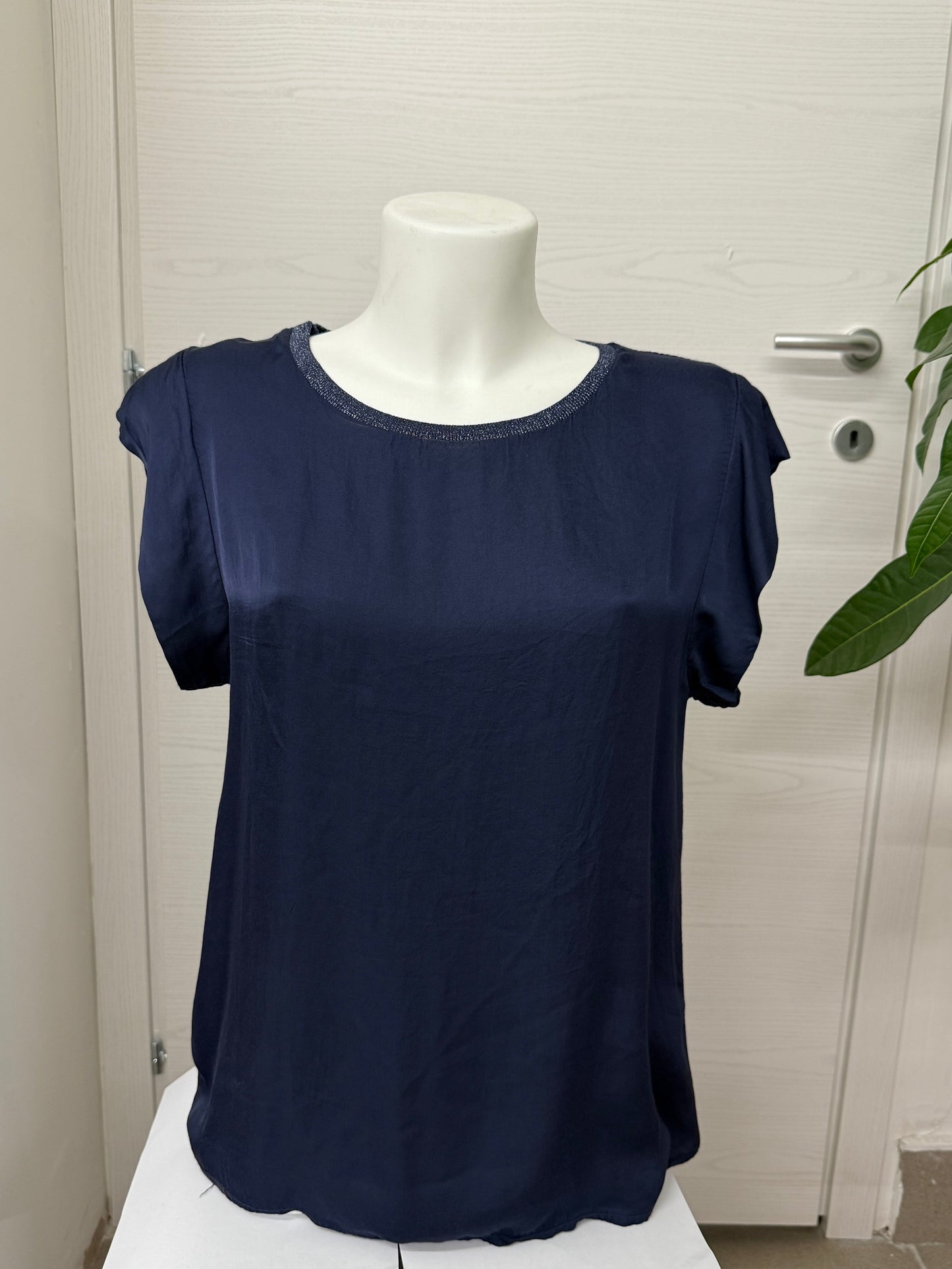 Maglietta maniche corte tinta unita con colletto lurex FGD MODA