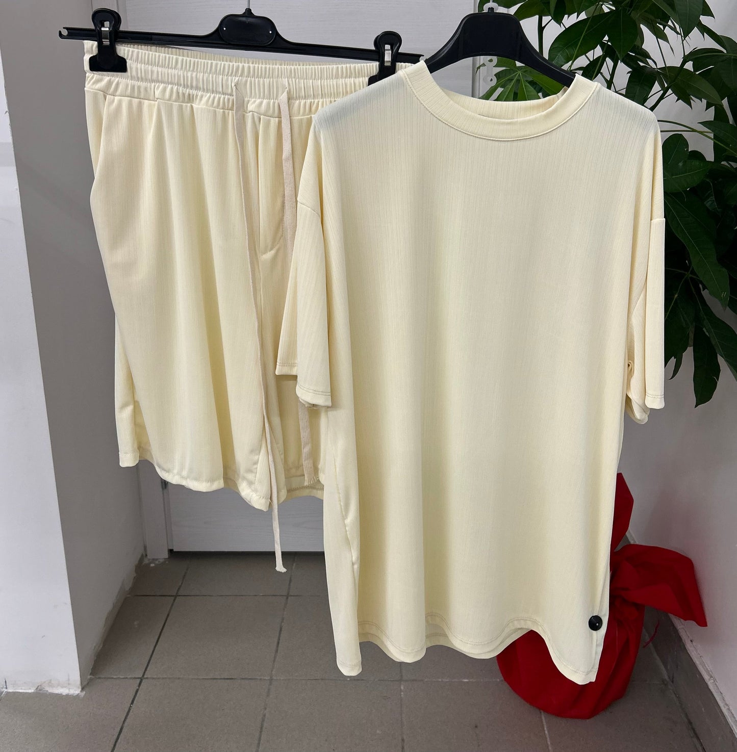 Set coordinato t-shirt e pantaloncini FGD MODA