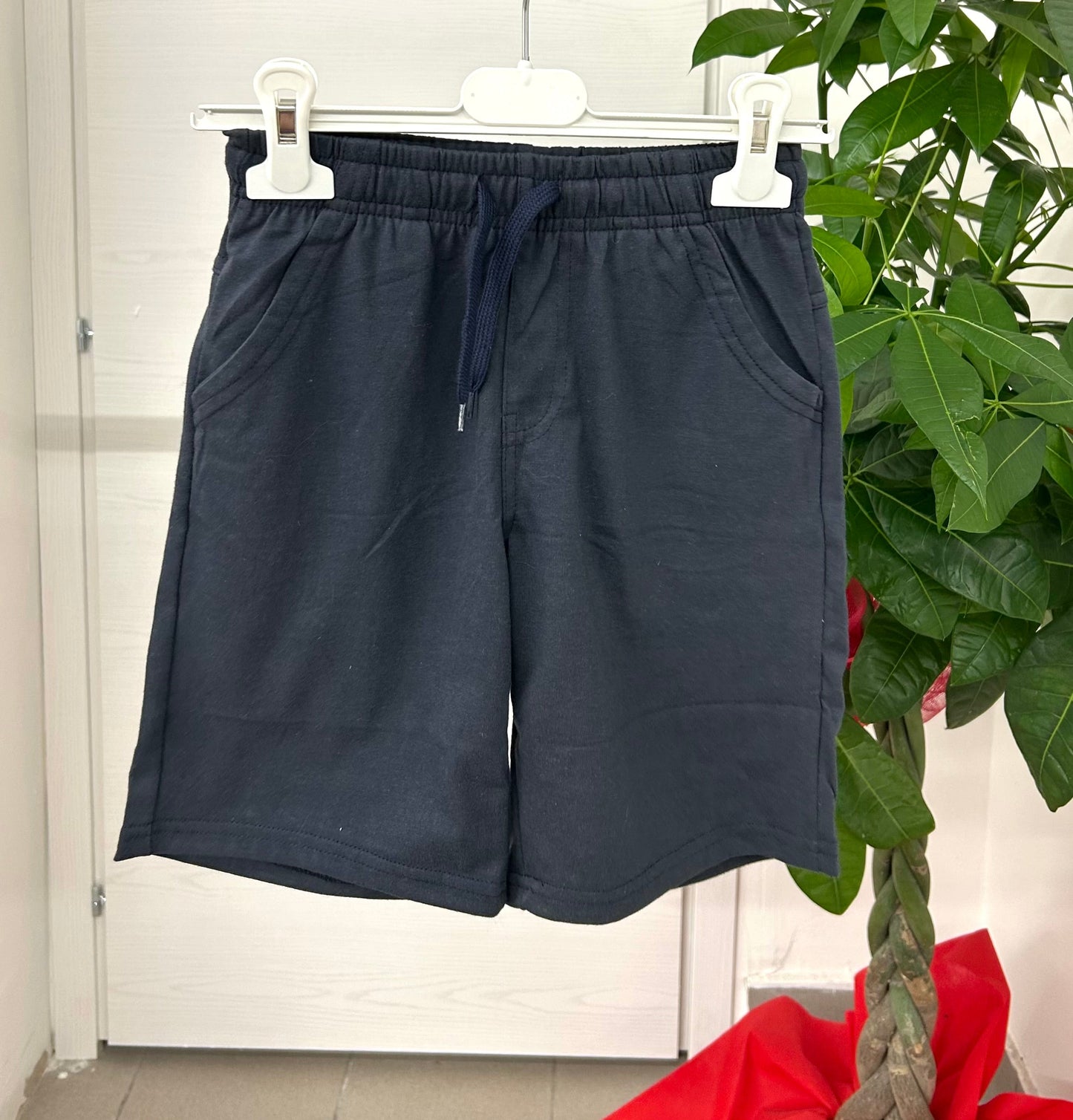 Pantaloncini in cotone tinta unita FGD MODA