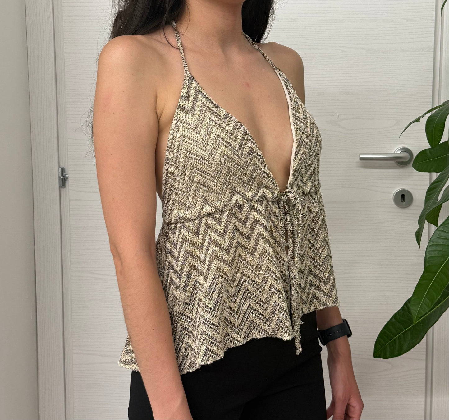 Top satinato con scollatura sul retro FGD MODA