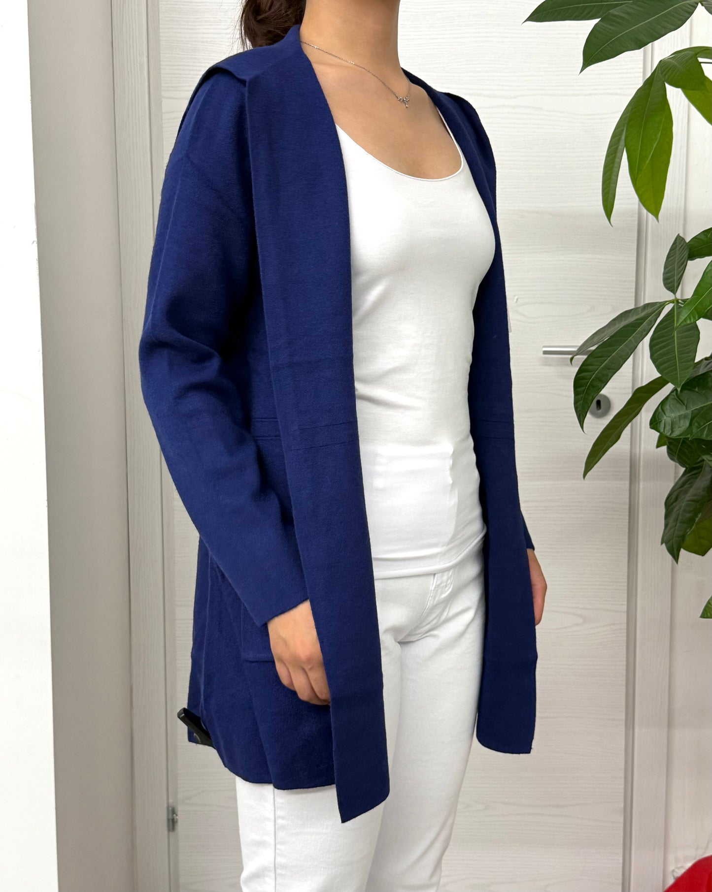 Cardigan maniche lunghe con cappuccio