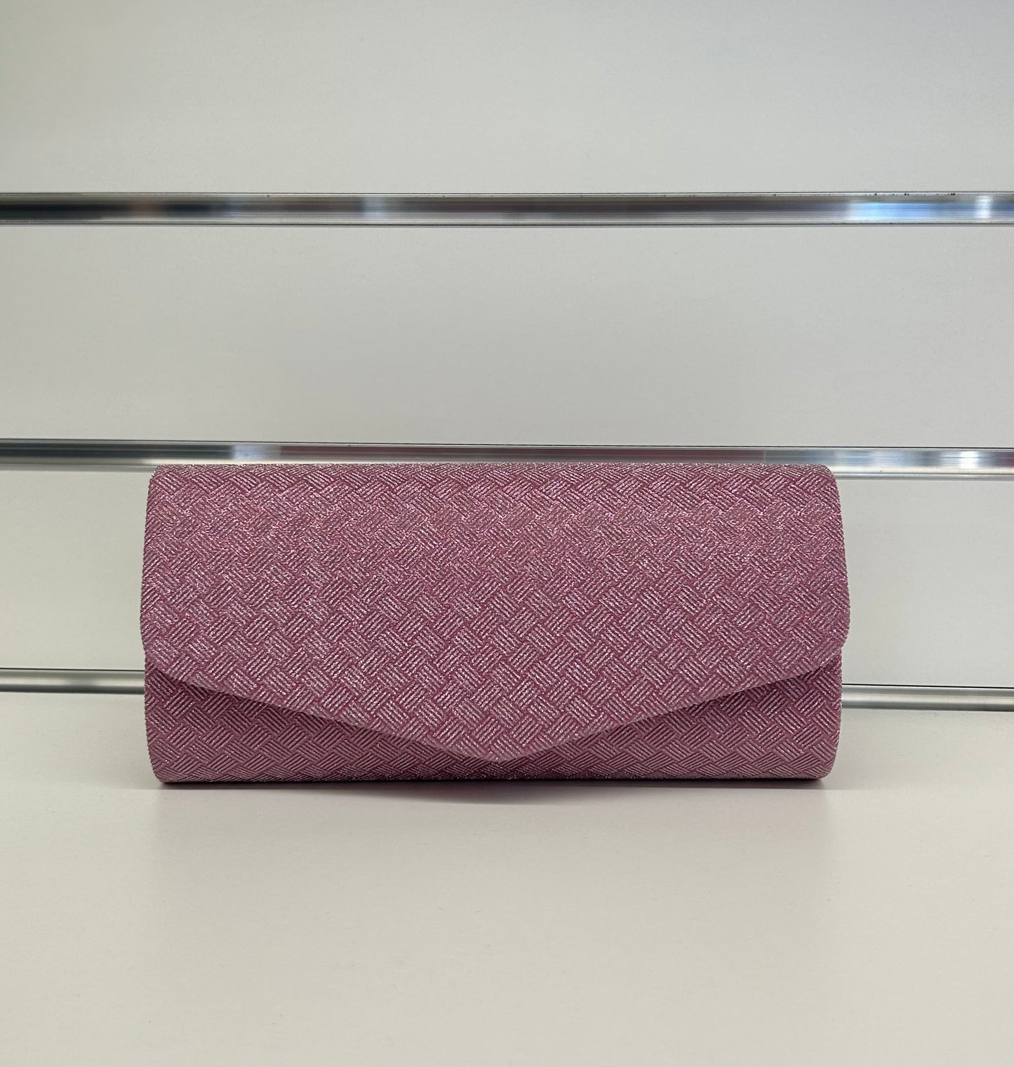 Pochette brillantanata con chiusura a bottone e tracolla FGD MODA