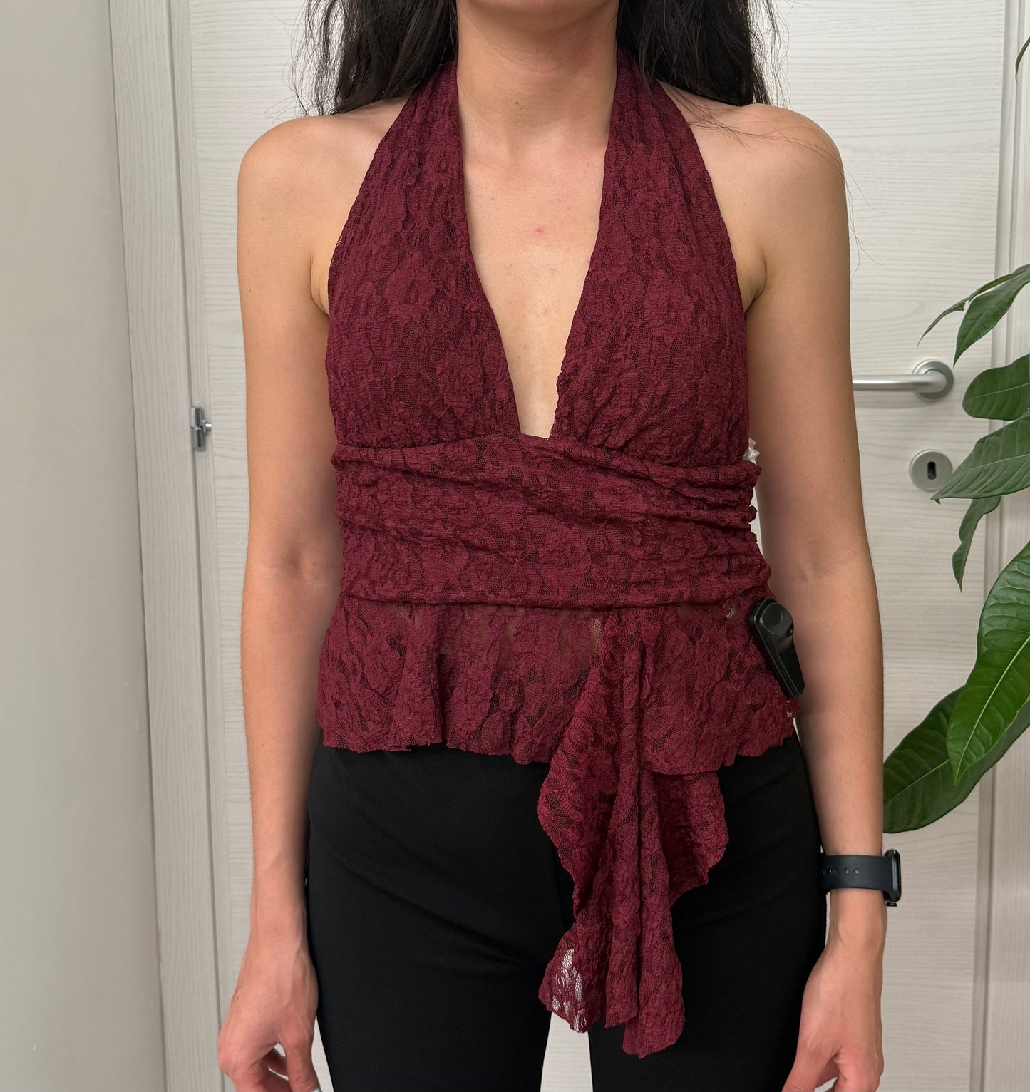 Top in pizzo con scollatura sul retro FGD MODA