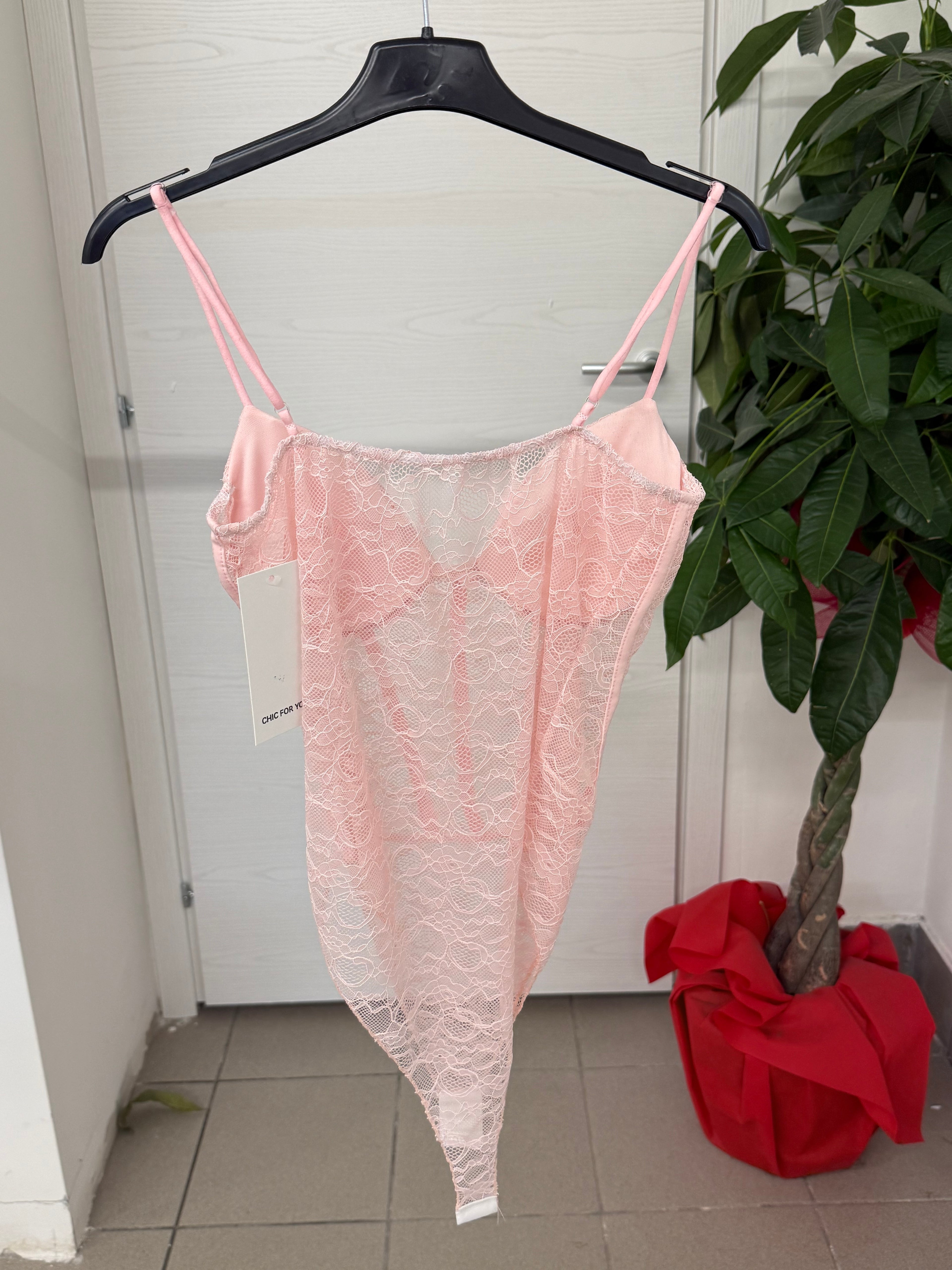 Body in pizzo con spalline regolabili FGD MODA