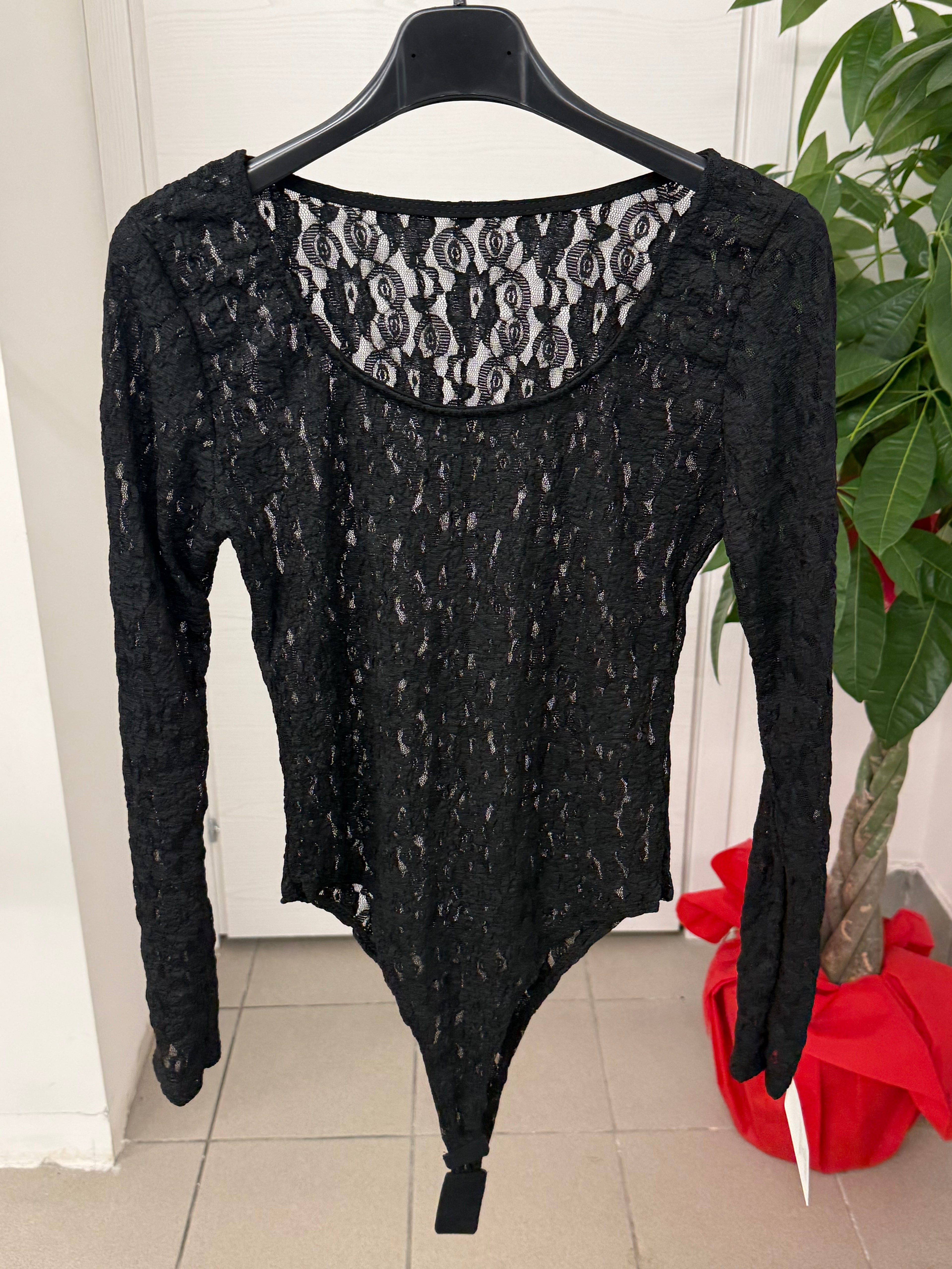 Body in pizzo semitrasparente