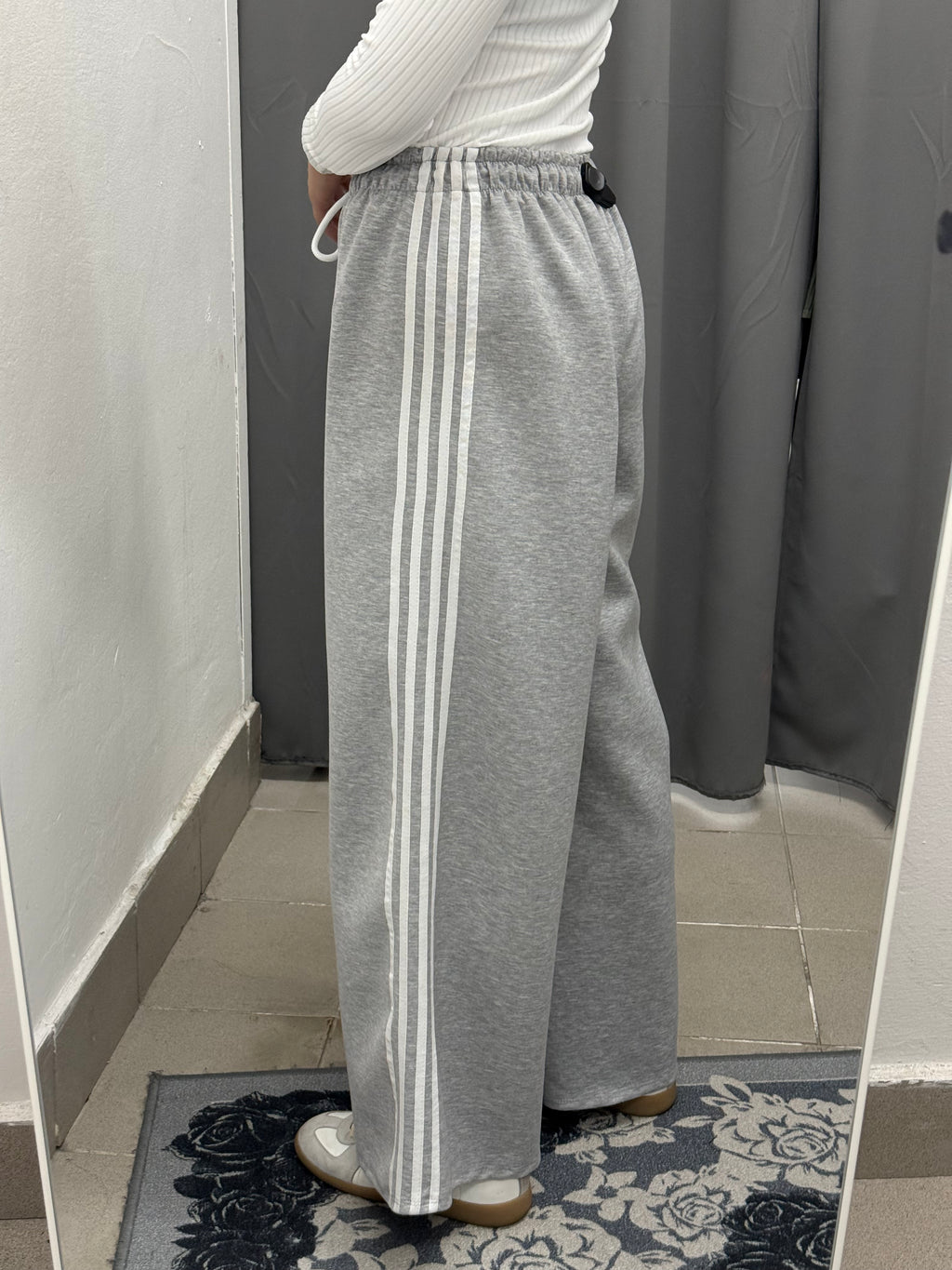 Pantaloni Tuta A Palazzo Con Strisce Laterali FGD MODA