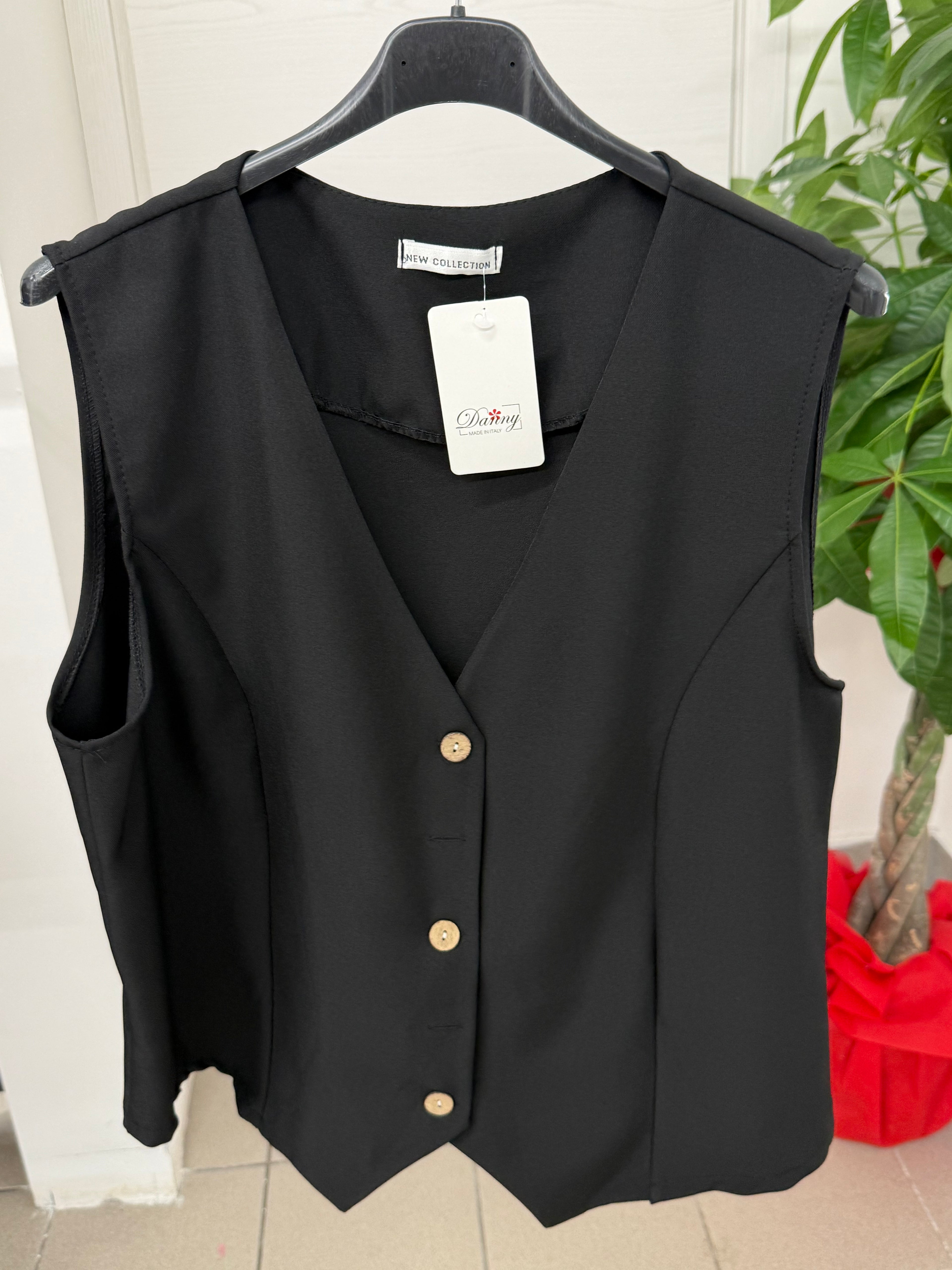 Gilet tinta unita con chiusura a bottoni per taglie curvy