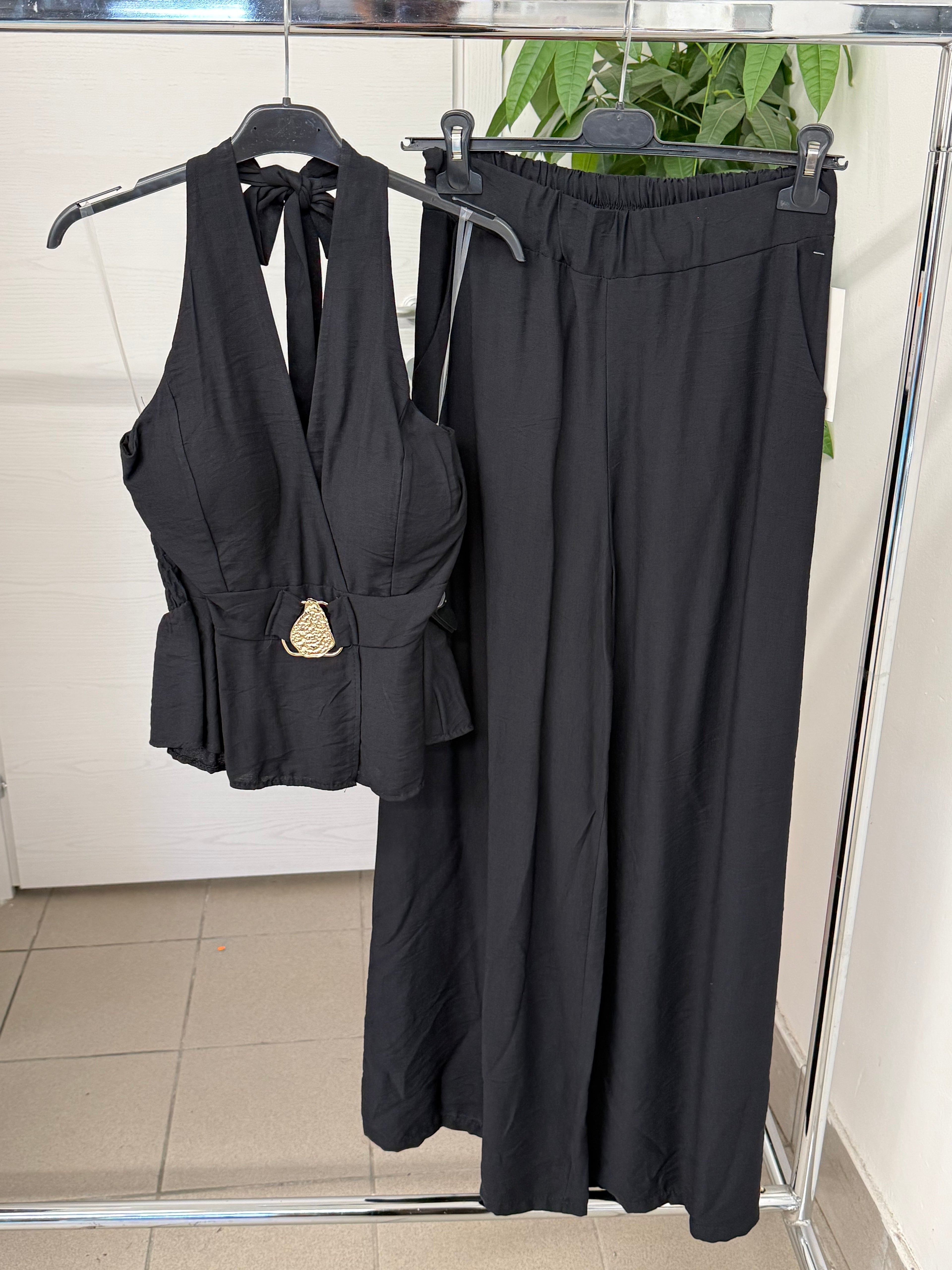 Set coordinato Top con laccio e Pantaloni a gamba larga FGD MODA