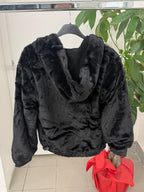 Giacca Pelliccia Con Cappuccio Con Chiusura A Zip FGD MODA