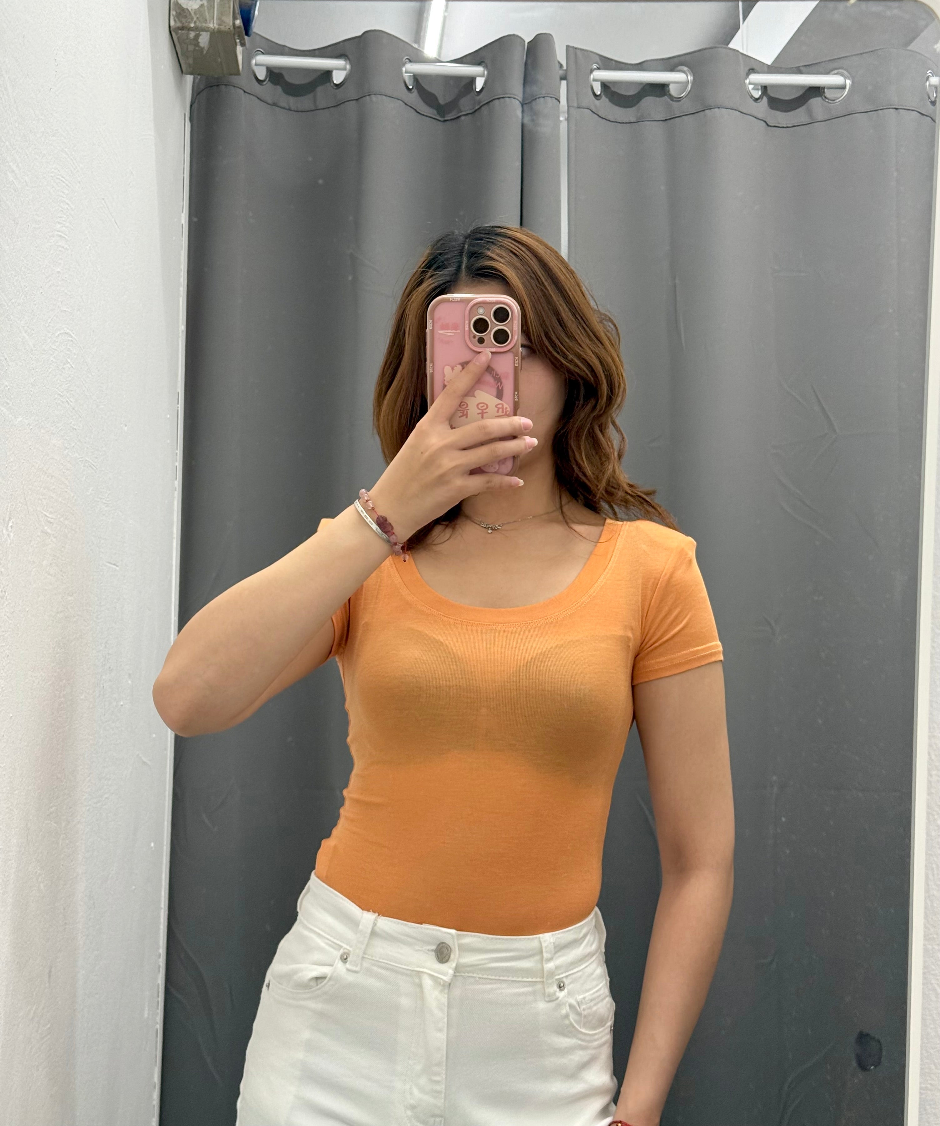 T-shirt in tencel con spalle imbottite FGD MODA