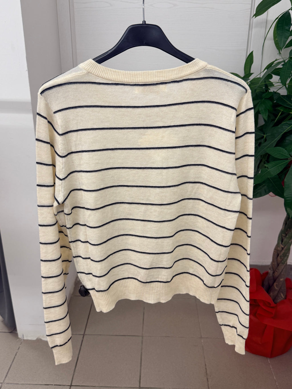 Cardigan a righe con chiusura a bottoni FGD MODA