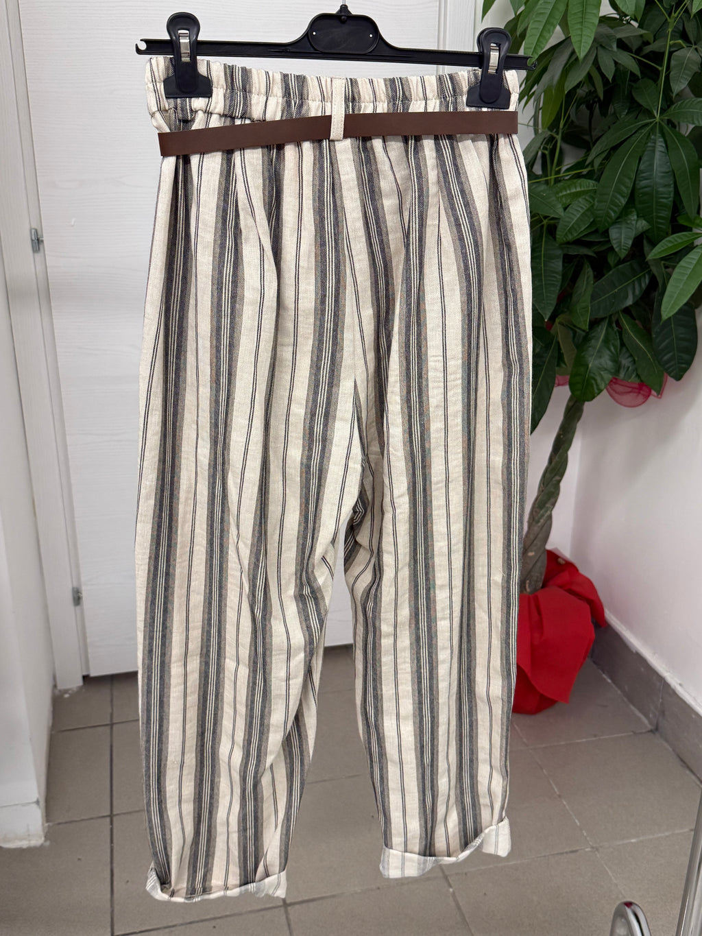 Pantaloni balloon a righe con cinta FGD MODA
