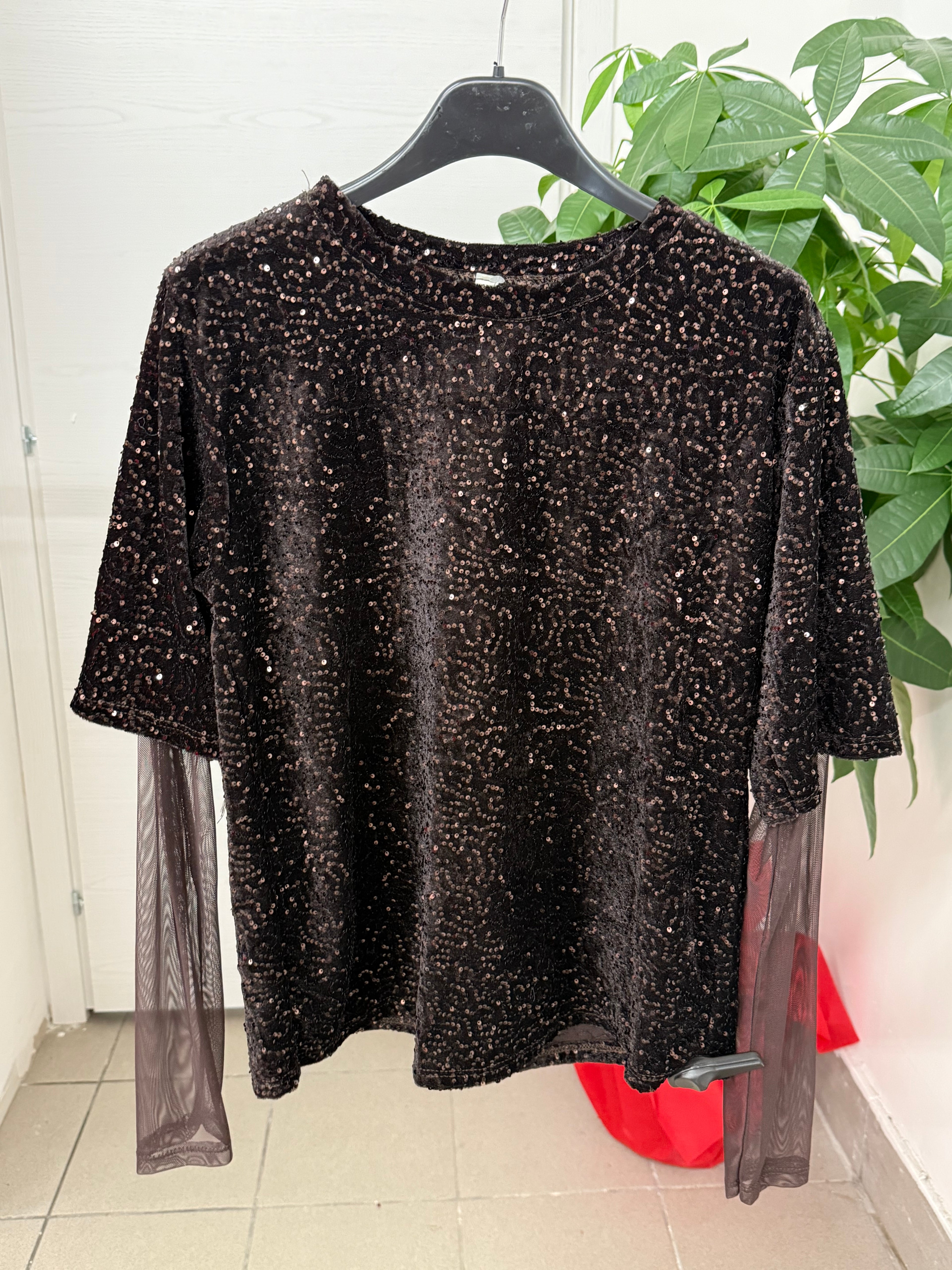 Maglietta a maniche lunghe semitrasparenti con paillettes FGD MODA