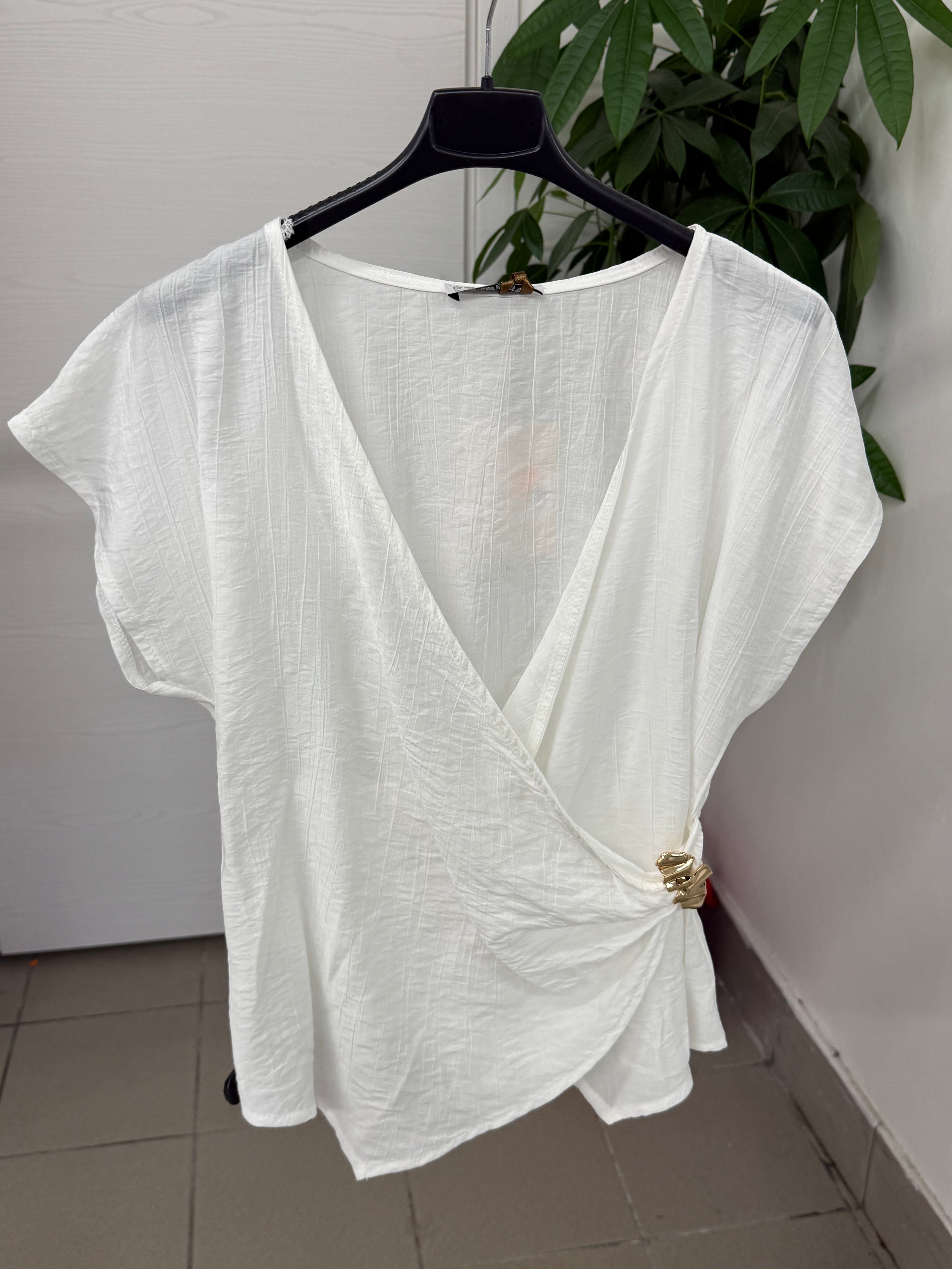 Blusa in viscosa con scollo a incrocio FGD MODA