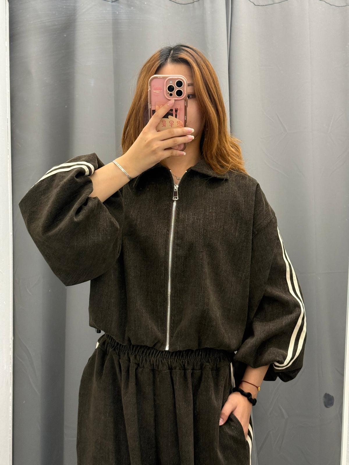 Set Coordinato In Velluto Giacca Bomber E Pantaloni Balloon Con Strisce Laterali FGD MODA