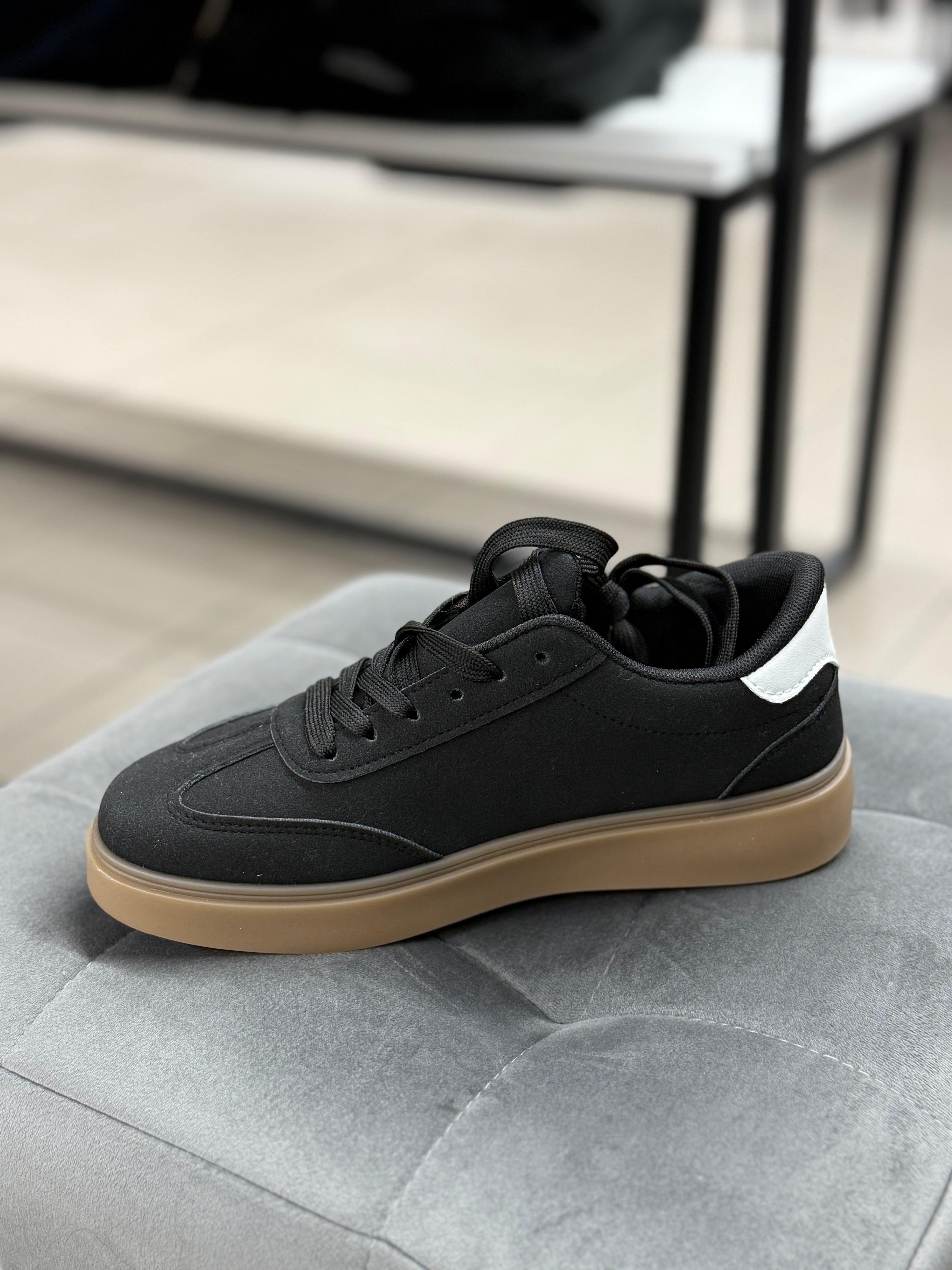 Sneakers in camoscio FGD MODA