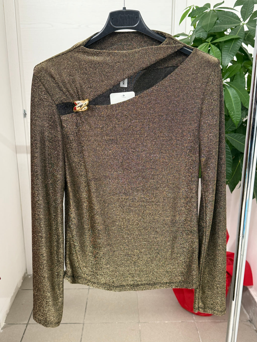 Maglietta brillantinata con gioiello FGD MODA