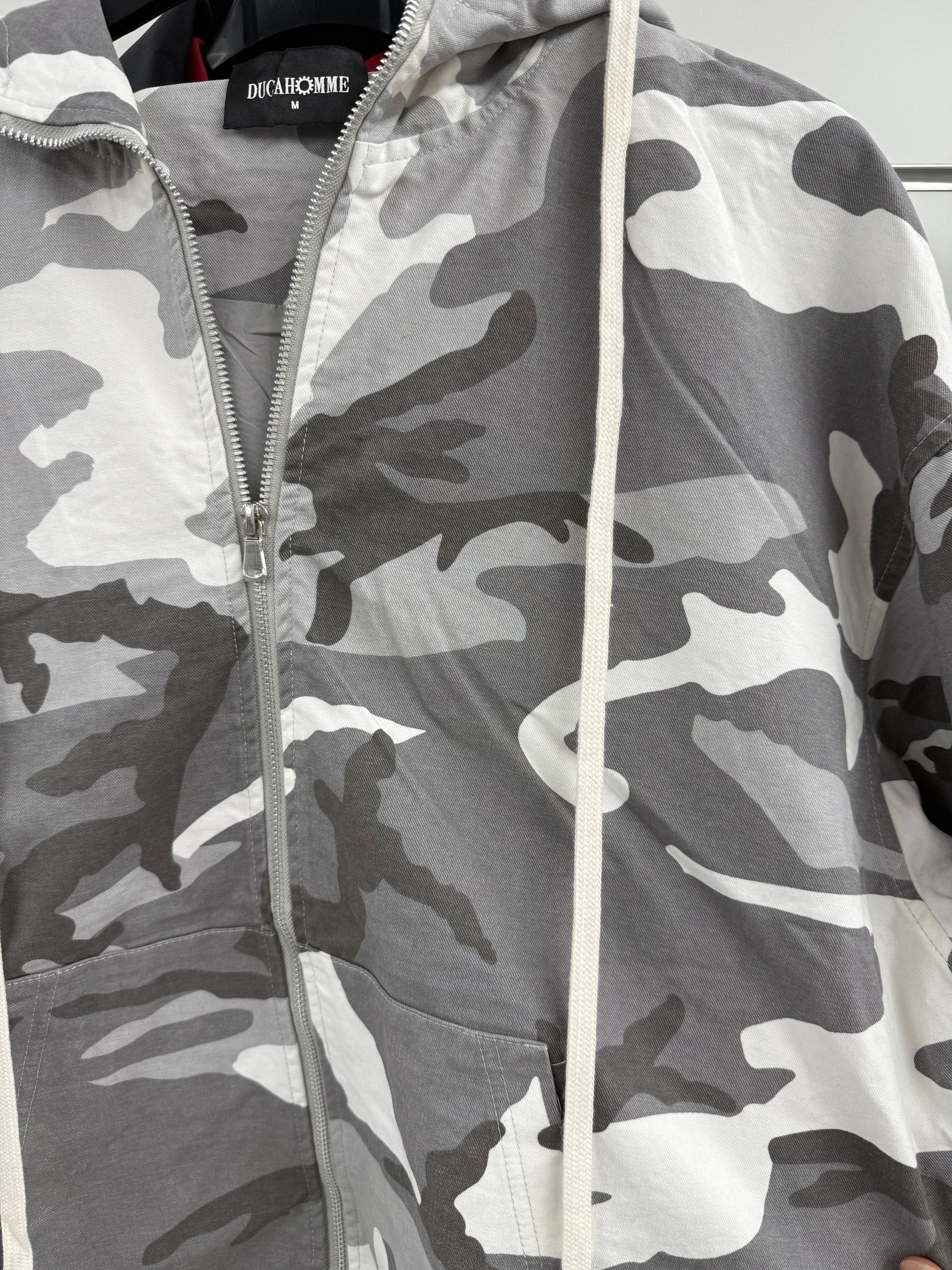 Set coordinato denim felpa con zip e pantaloni con polsini mimetico Duca Homme FGD MODA