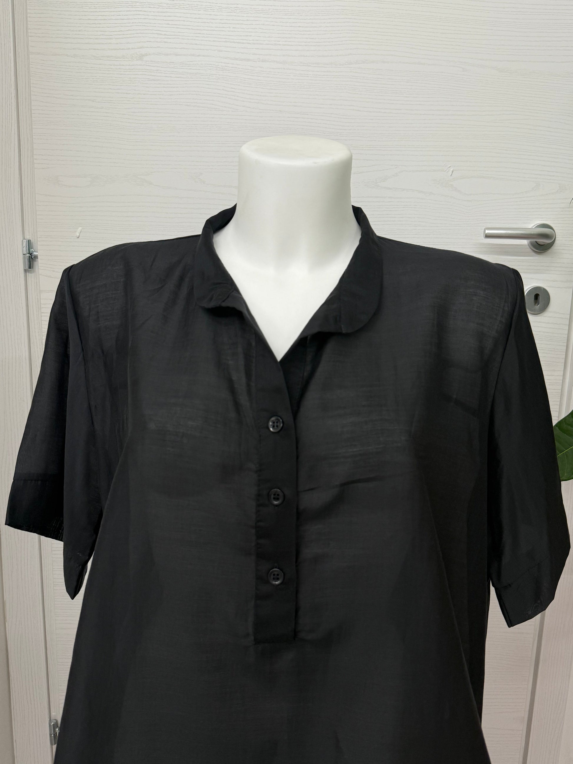 Blusa con collo alla coreana FGD MODA