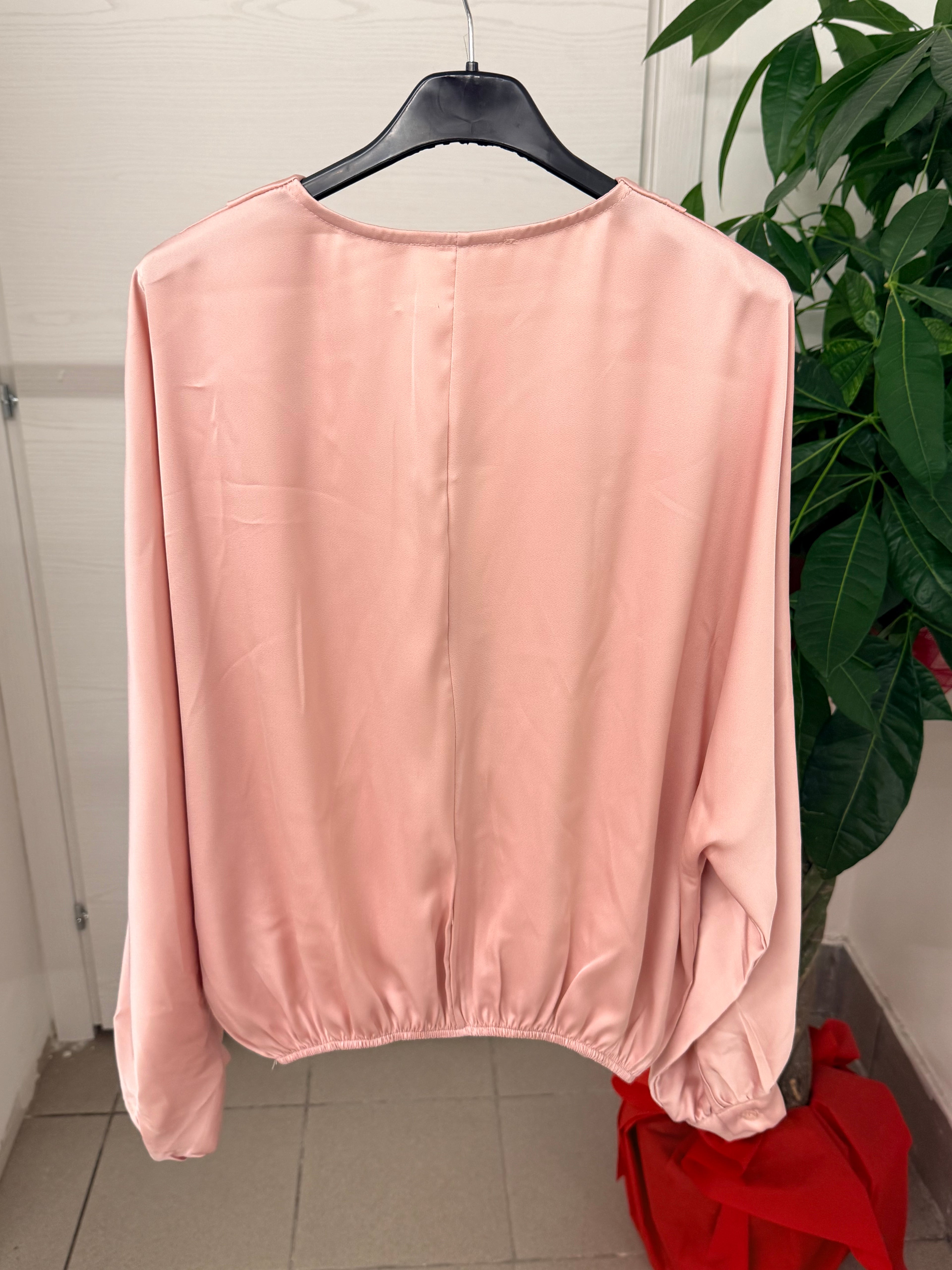 Camicia in raso scollo a V con elastico FGD MODA