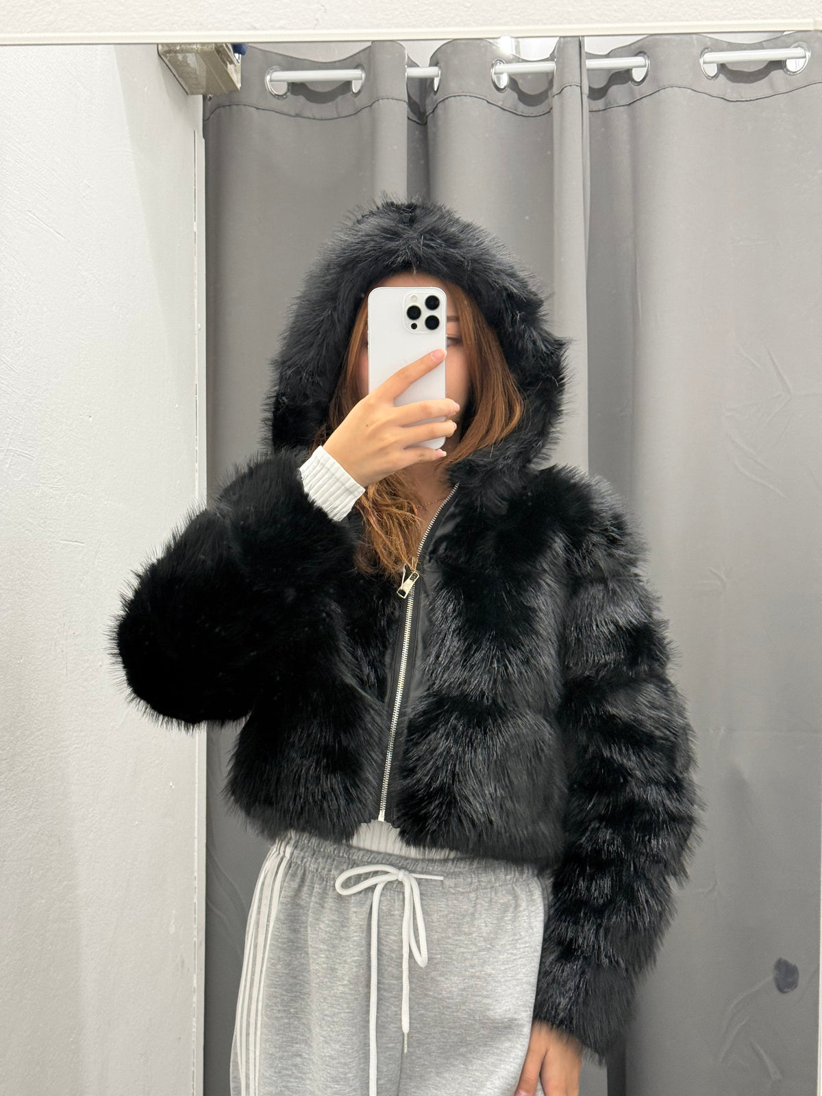 Giacca Pelliccia Crop Chiusura A Zip Con Cappuccio FGD MODA
