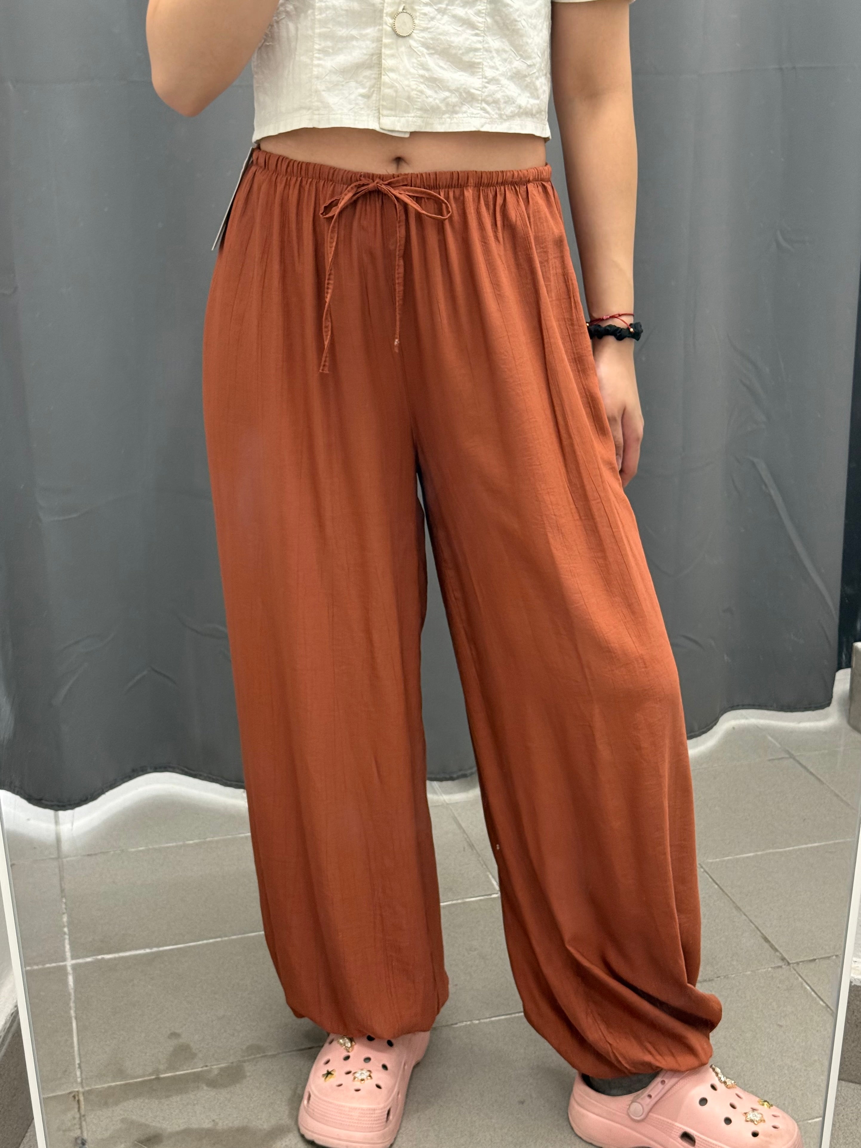 Pantaloni balloon in viscosa con polsini FGD MODA