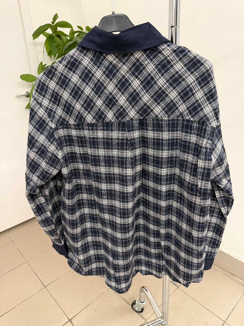 Camicia scozzese con collo in velluto FGD MODA
