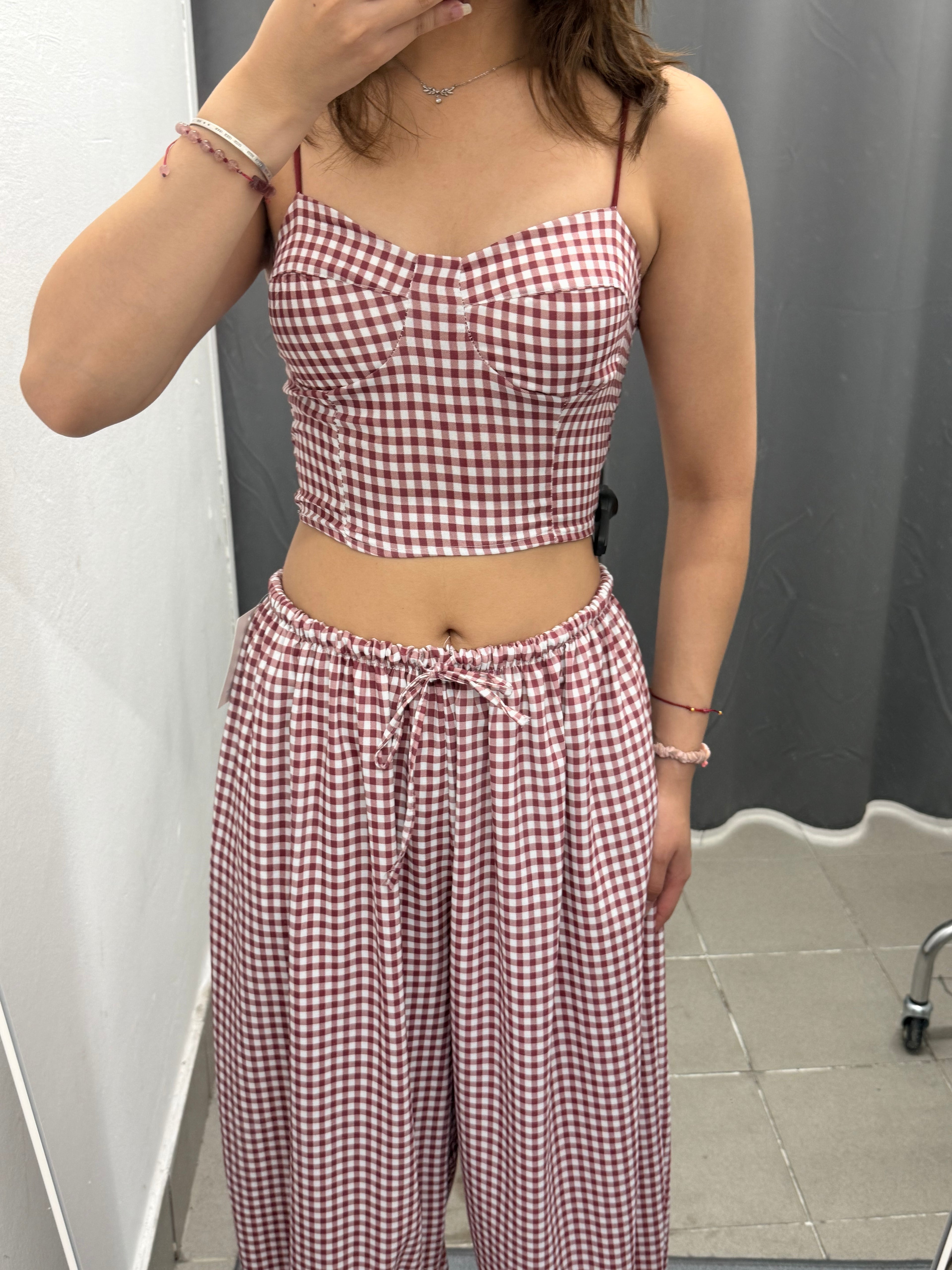 Set Coordinato Top con Spalline Regolabili e Pantaloni Balloon a Quadri FGD MODA