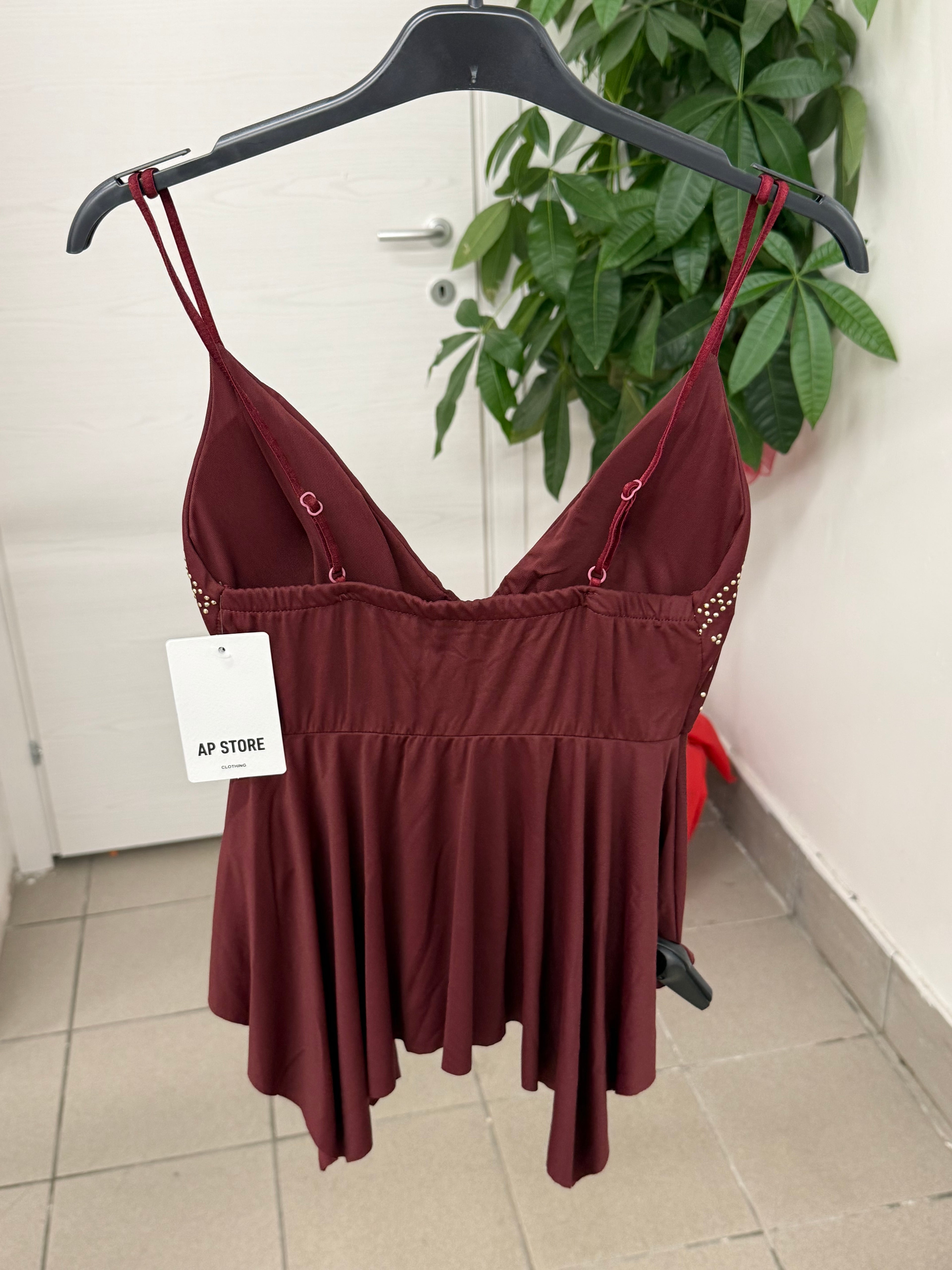 Top a spalline con borchie FGD MODA
