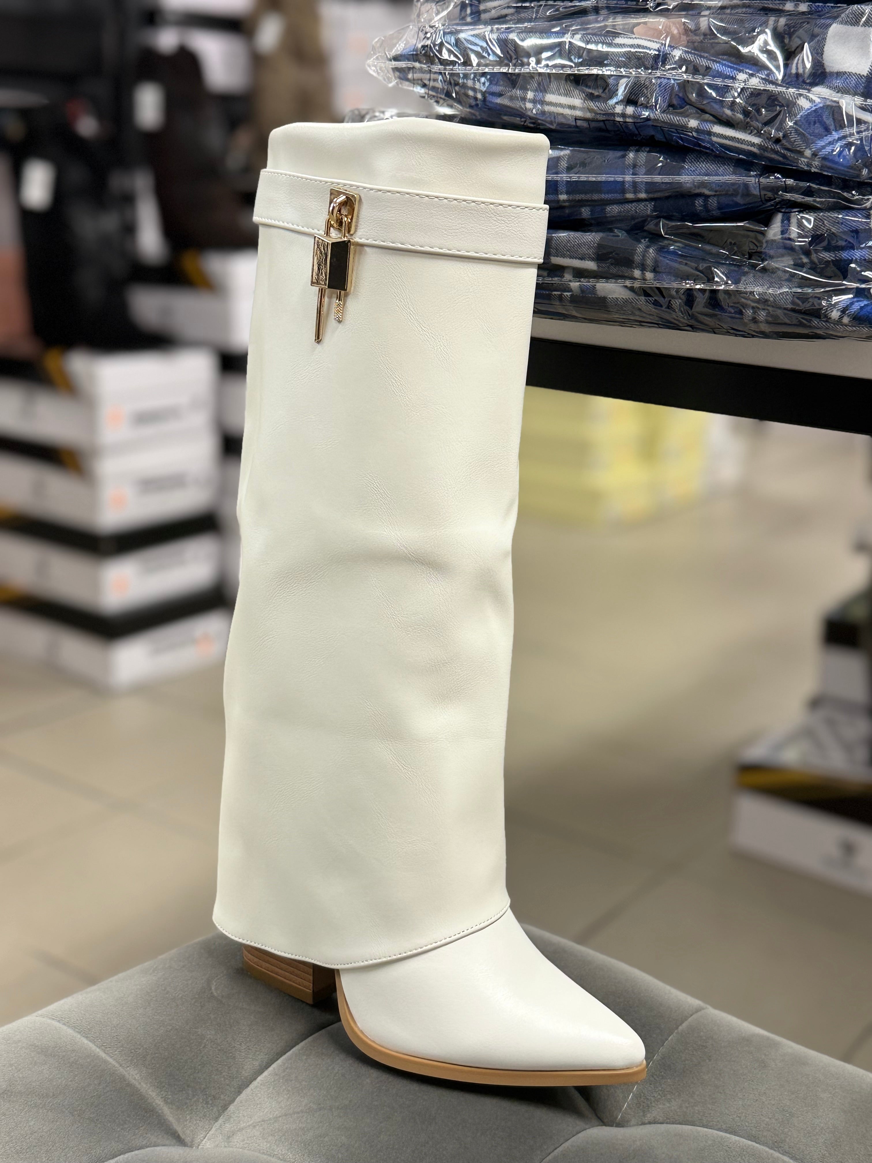 Stivali Shark alti a punta tacco 10cm FGD MODA