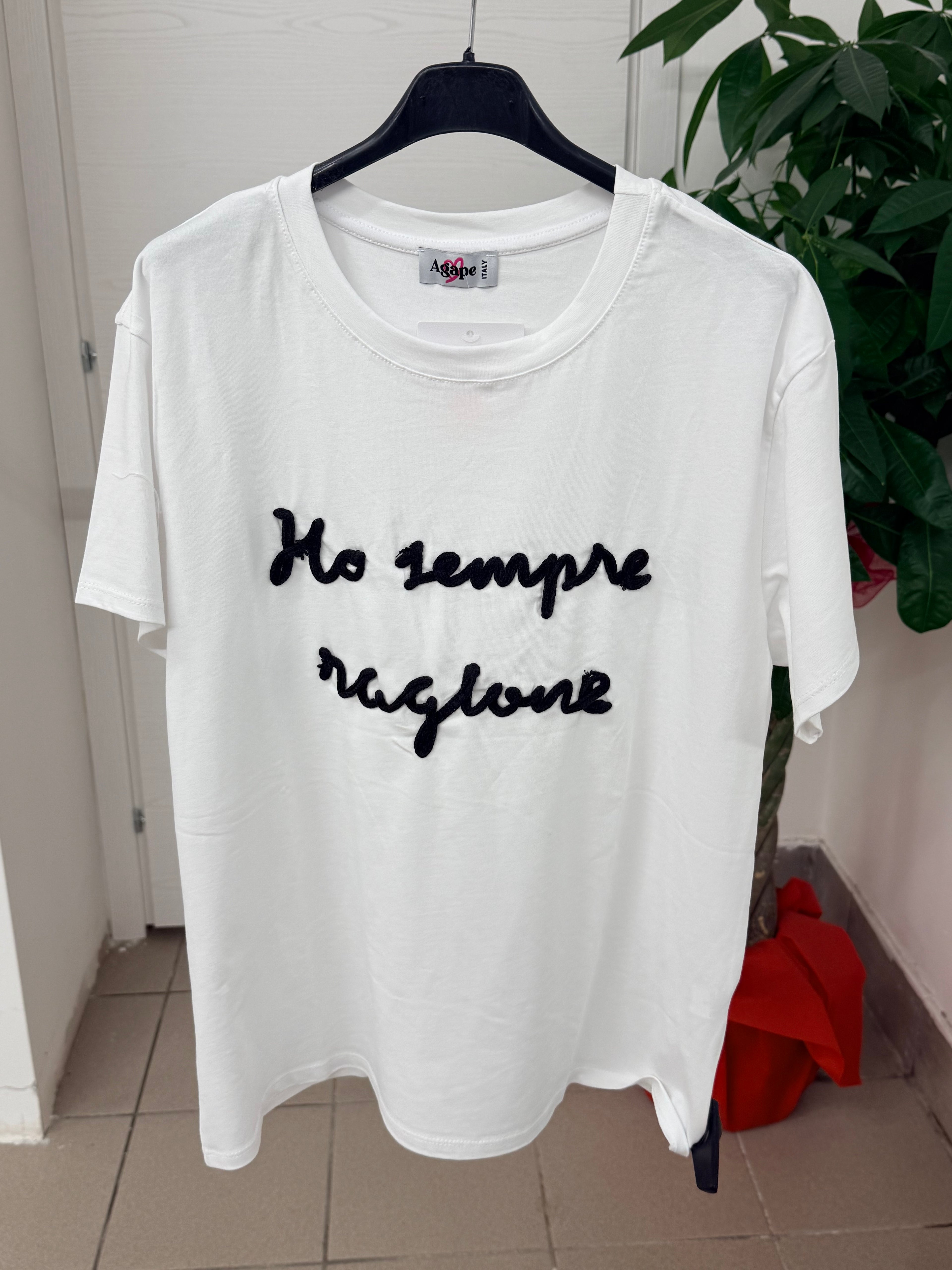 T-shirt con scritta “Ho sempre ragione” FGD MODA