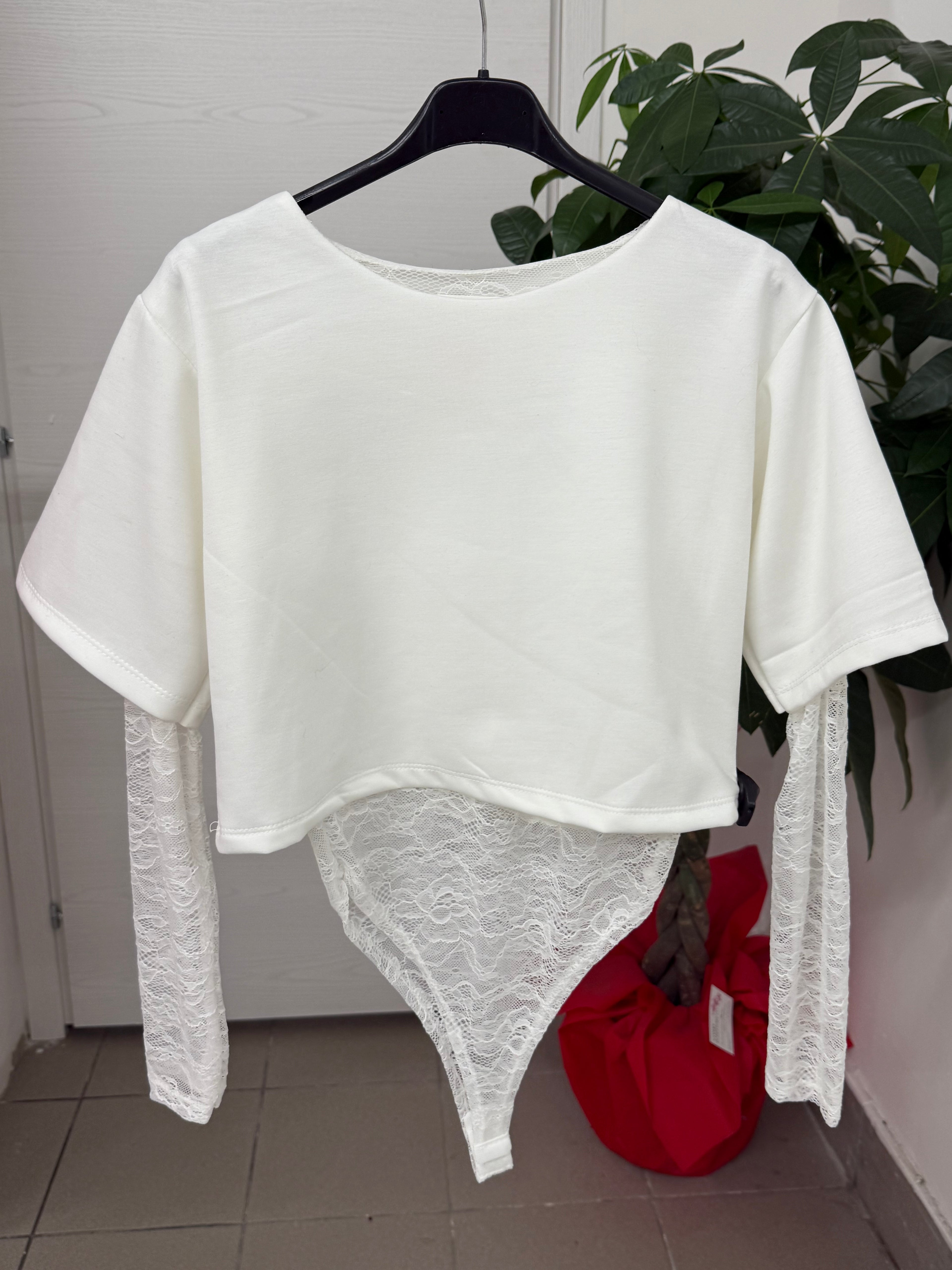 Body con maniche in pizzo FGD MODA