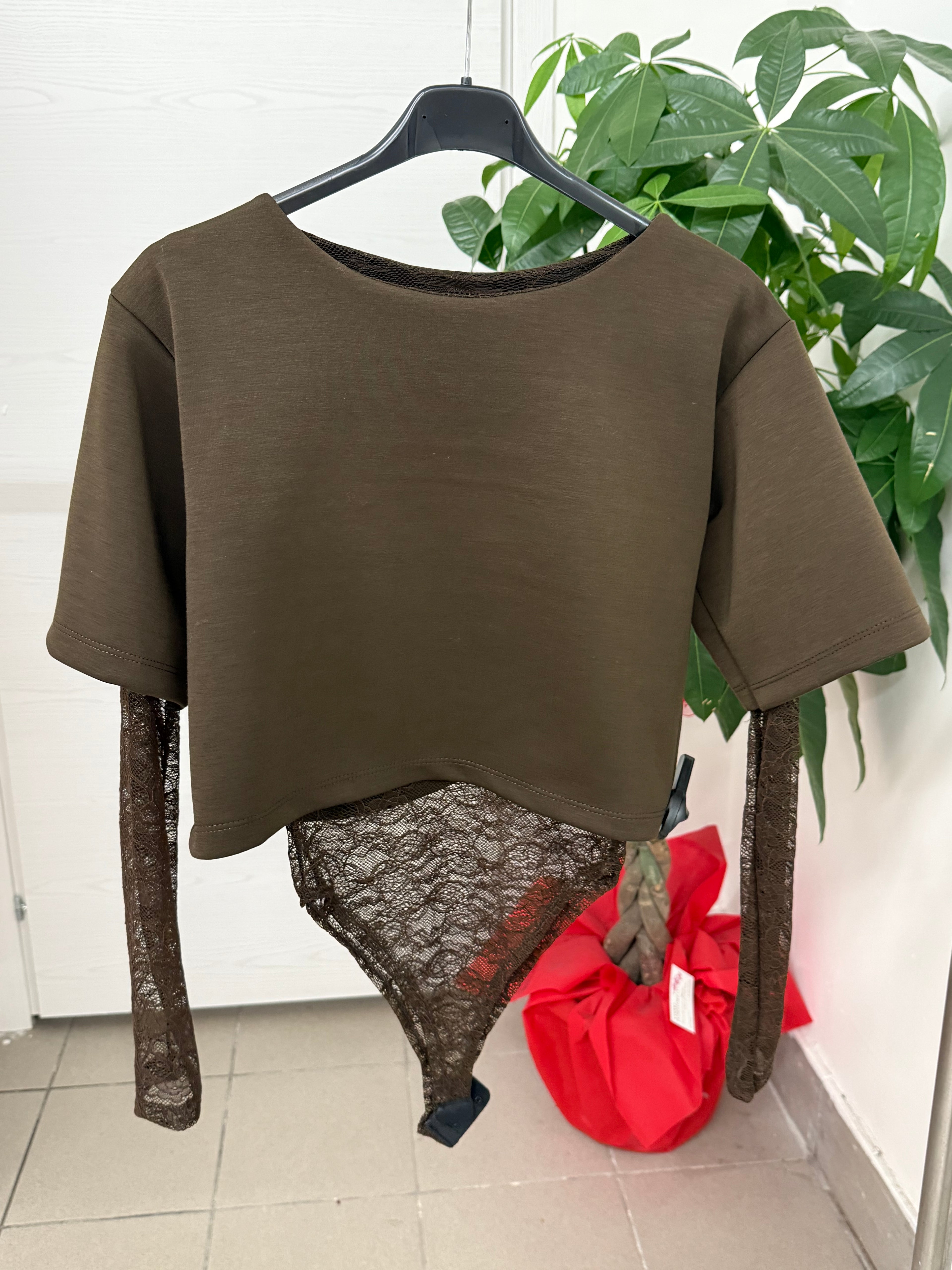 Body con maniche in pizzo FGD MODA