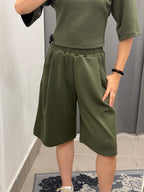 Set Coordinato T-Shirt Con Spalle Imbottite E Bermuda Con Pence JUST WEST FGD MODA