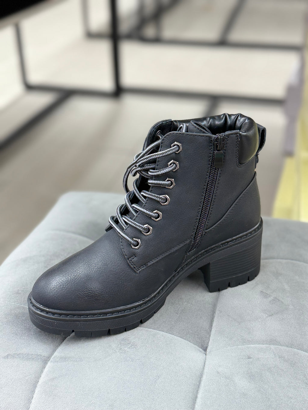 Scarponcini in ecopelle con tacco 6.5cm FGD MODA