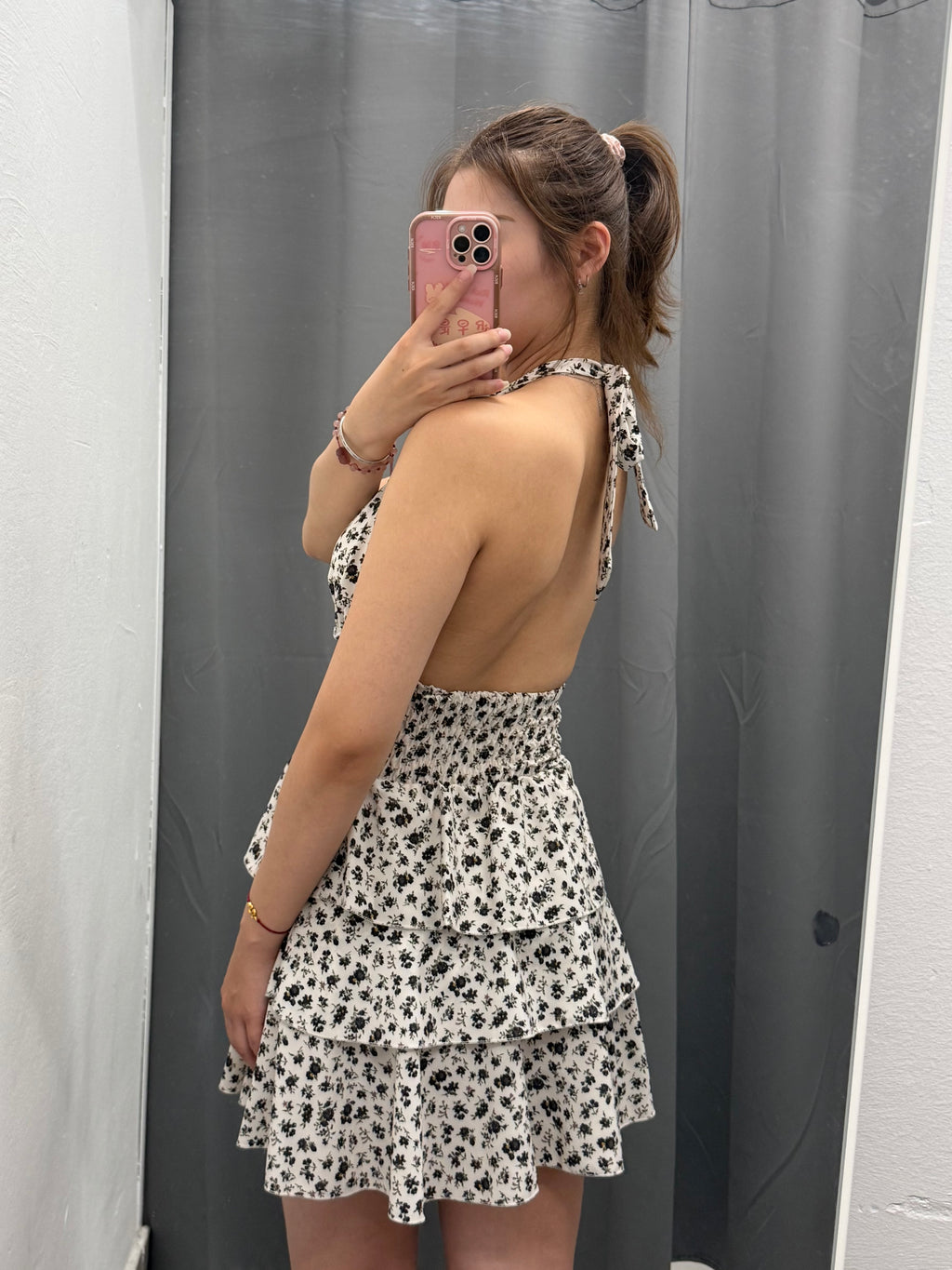 Abito Corto a Balze con Stampe Fiorate con Collo Halter FGD MODA
