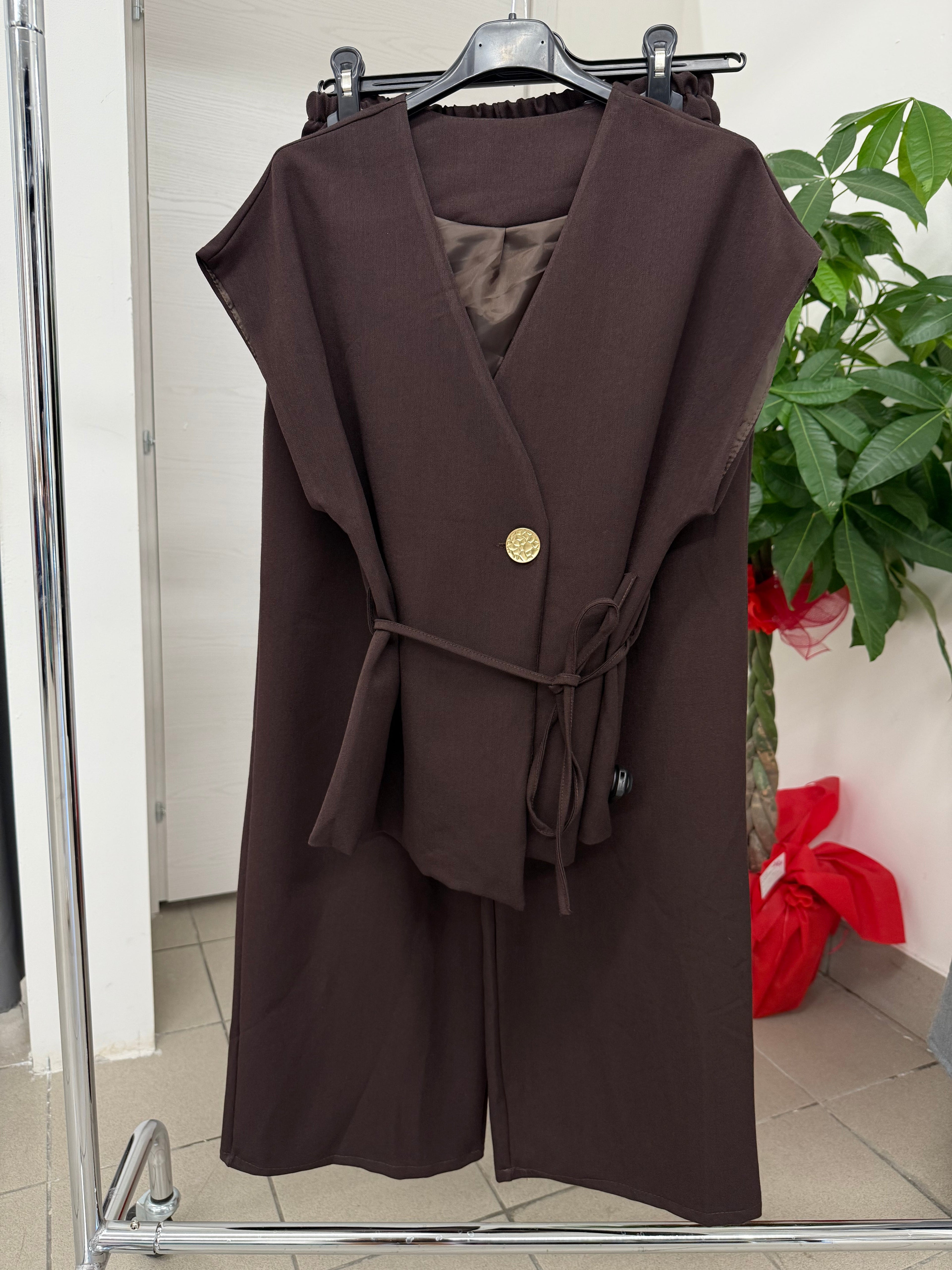 Set coordinato gilet e pantaloni FGD MODA