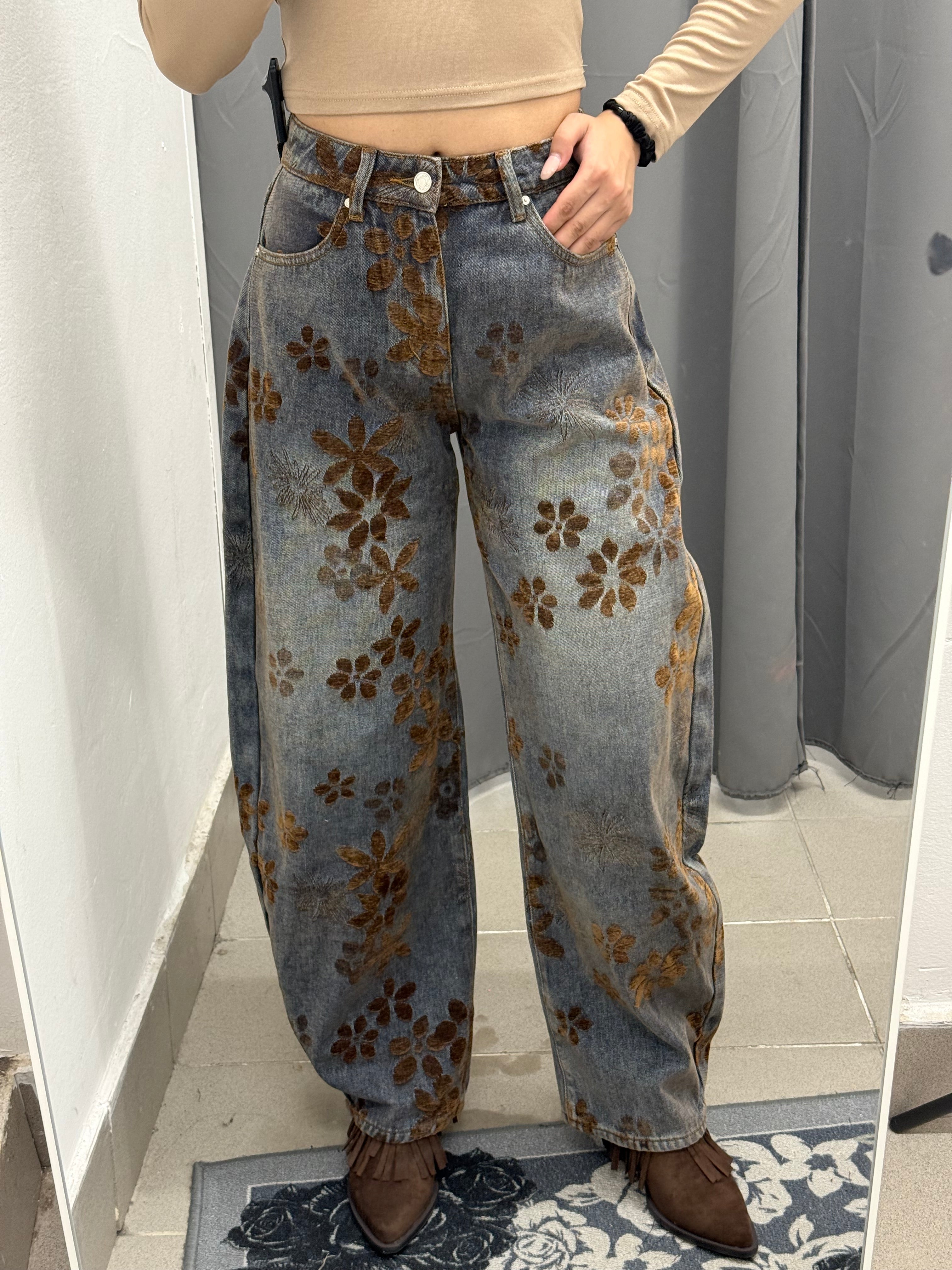 Jeans Balloon Con Stampe Fiorate In Velluto SK1185 FGD MODA