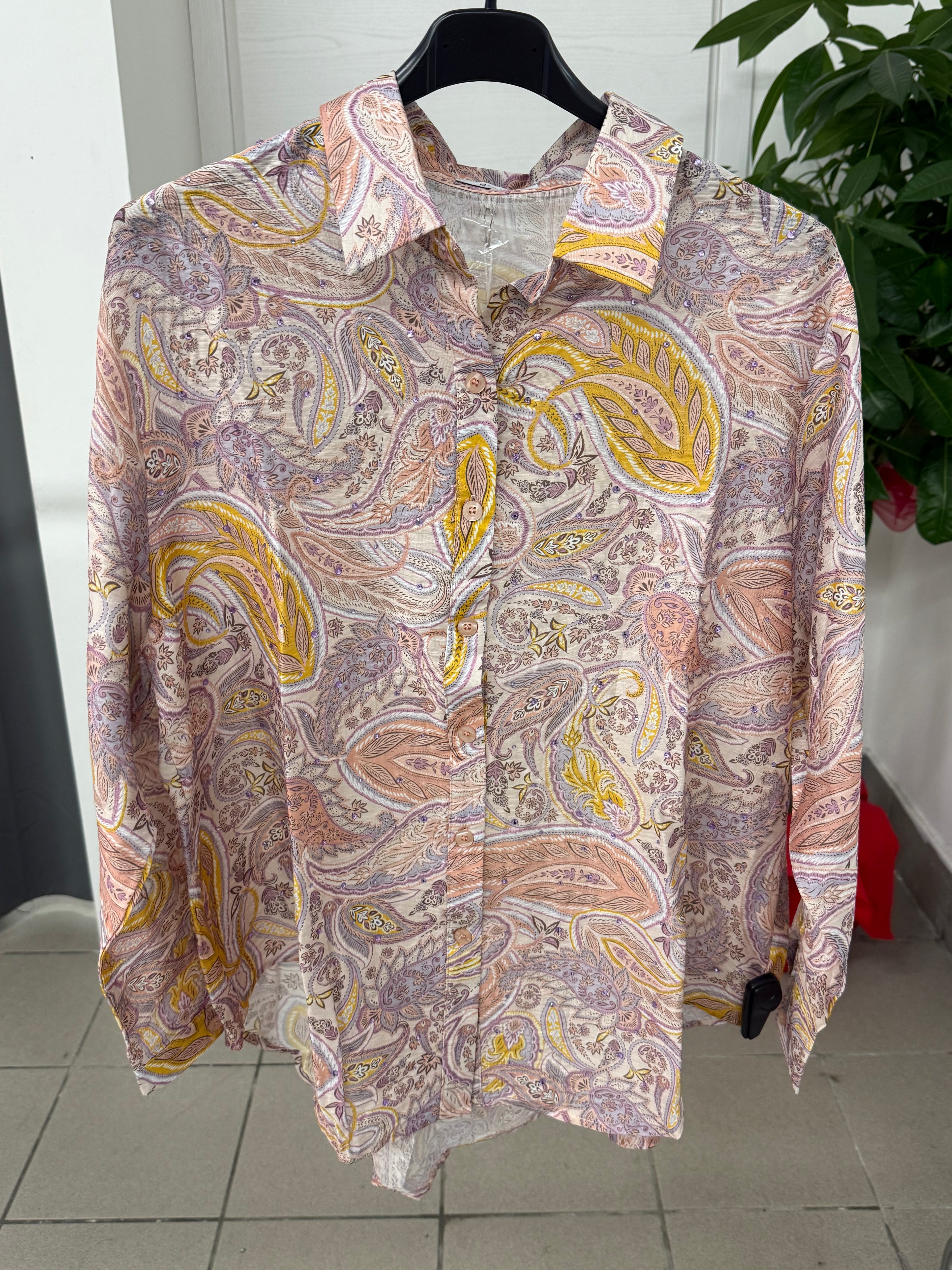 Camicia over fit a fantasia con brillantini