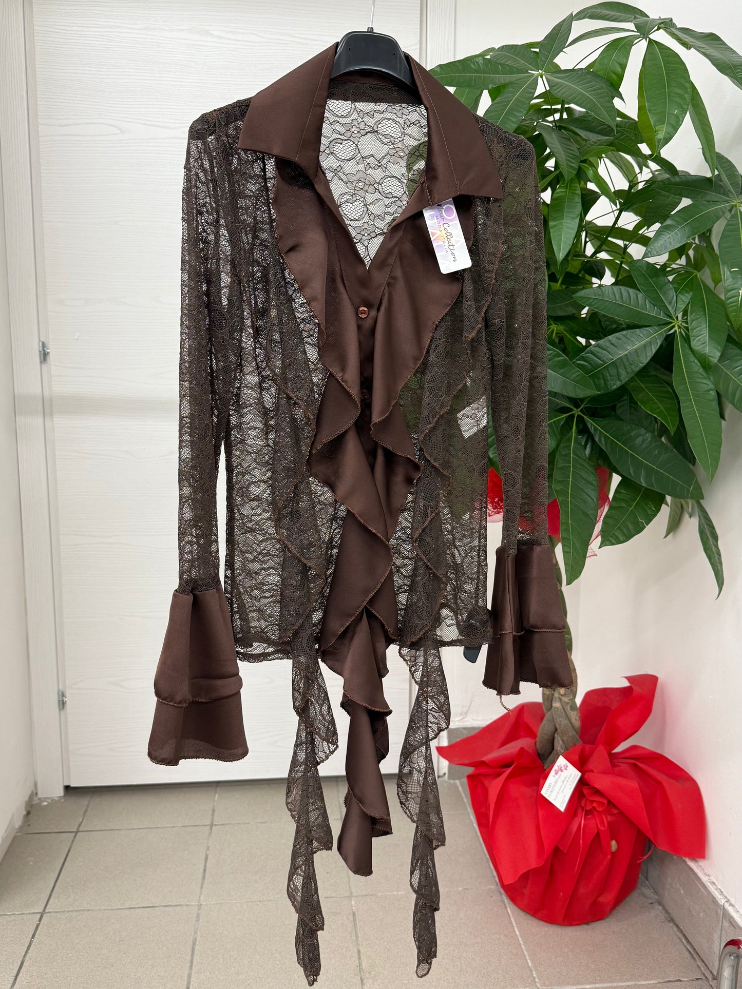 Camicetta a maniche lunghe in pizzo con rouches in raso FGD MODA