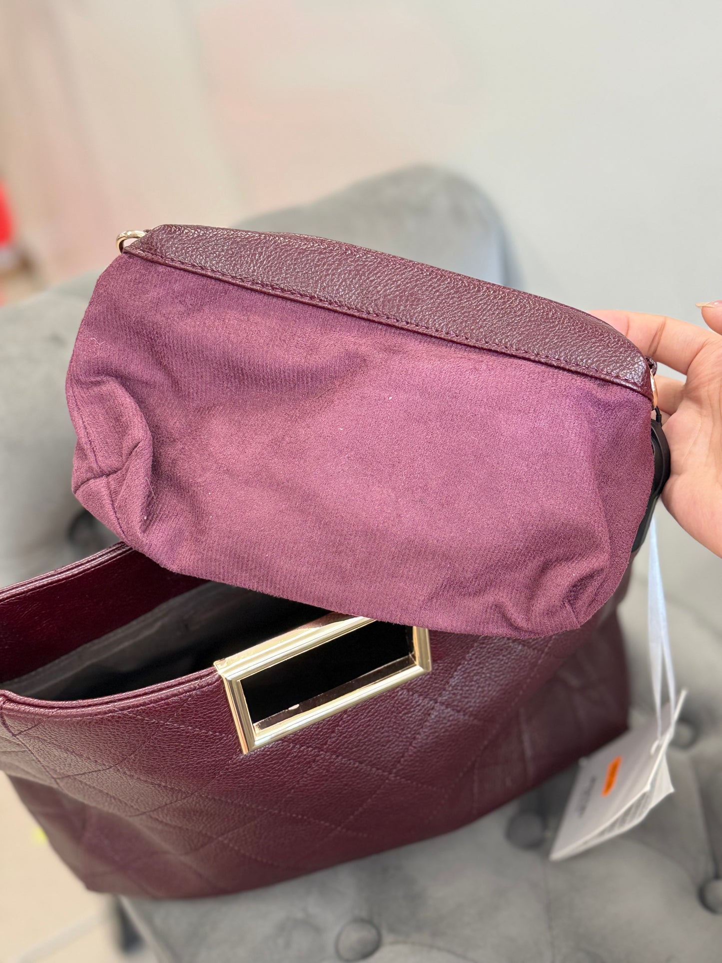 Borsa con chiusura magnetica con borsellino interno e tracolla